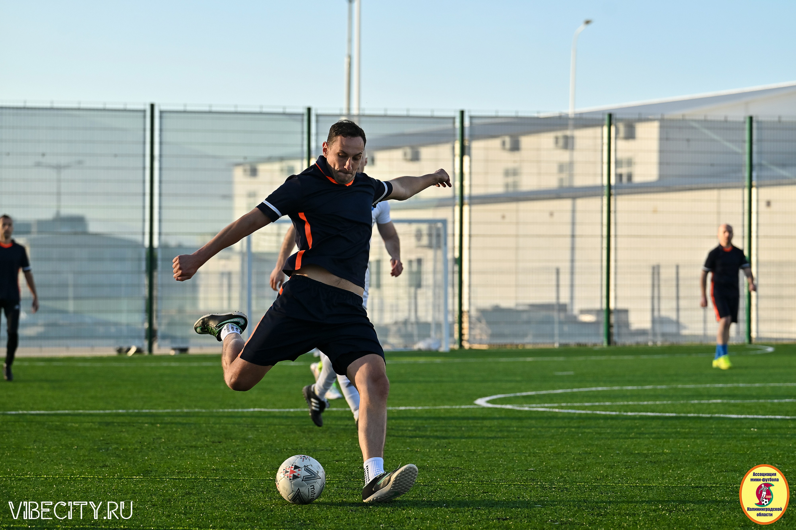 ИГРЫ МИНИ-ФУТБОЛЬНОЙ И КОРПОРАТИВНОЙ ЛИГИ. VIBECITY.RU Вайб Сити Ру Фоторепортажи Фотоотчеты Калининград
