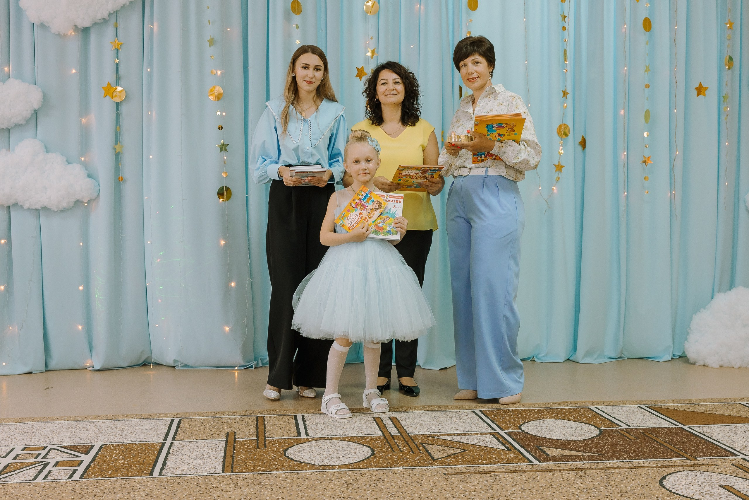 Выпускной в ДС -29. Выпускные альбомы Натальи Бутко: Новороссийск, Анапа, Геленджик