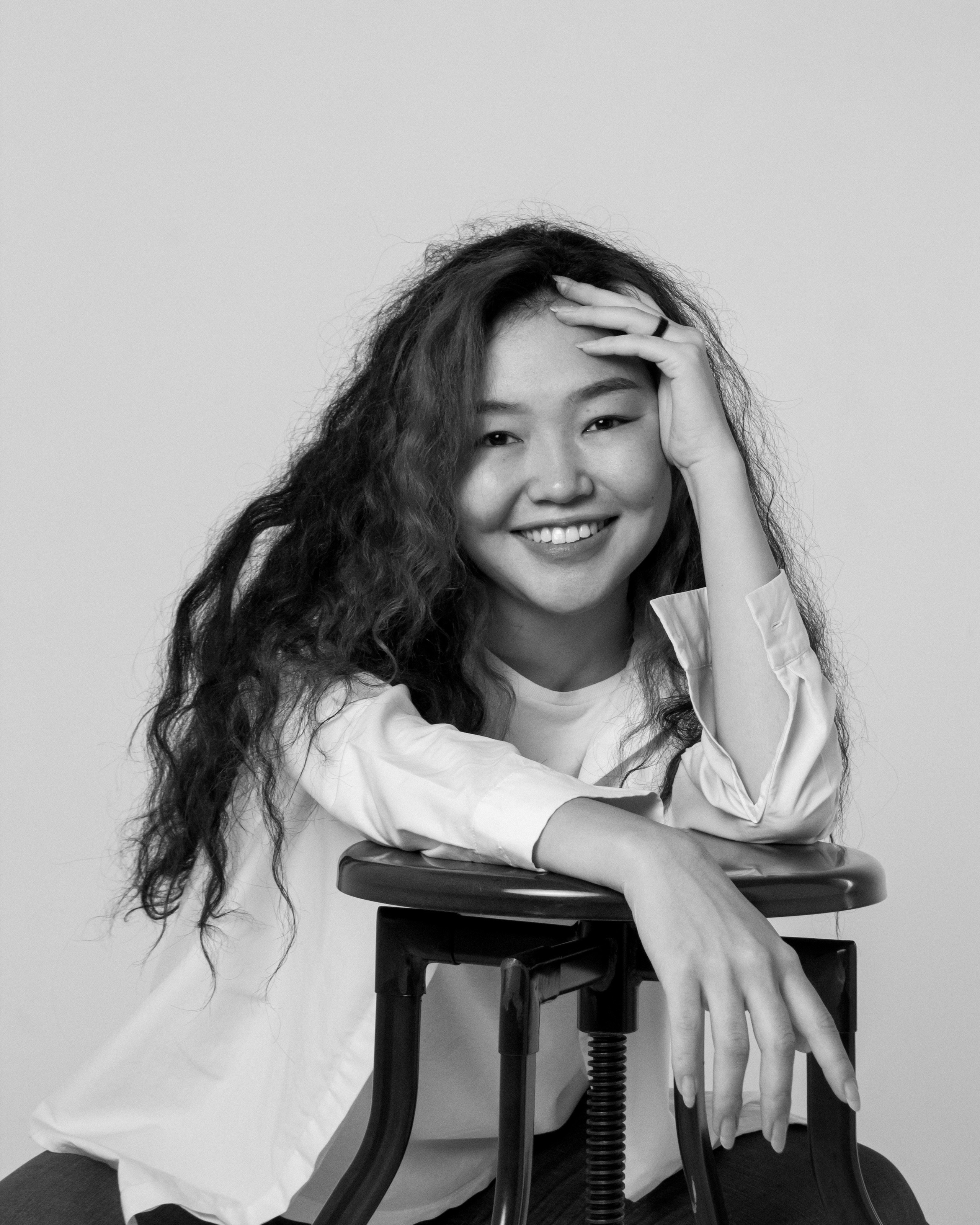 Женские студийные портреты для серт. Фотограф Анастасия Косюра