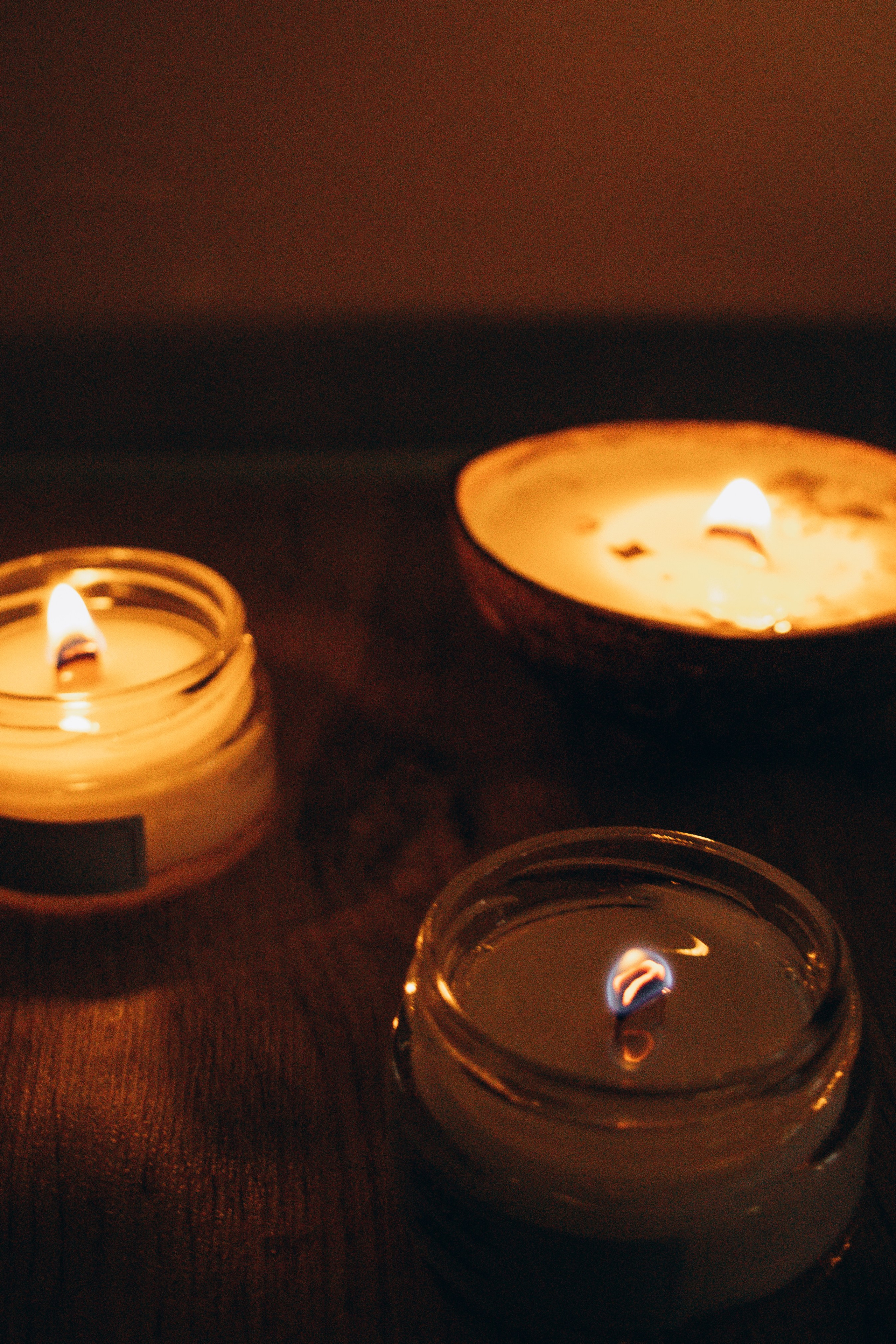 арома-свечи в массажном кабинете