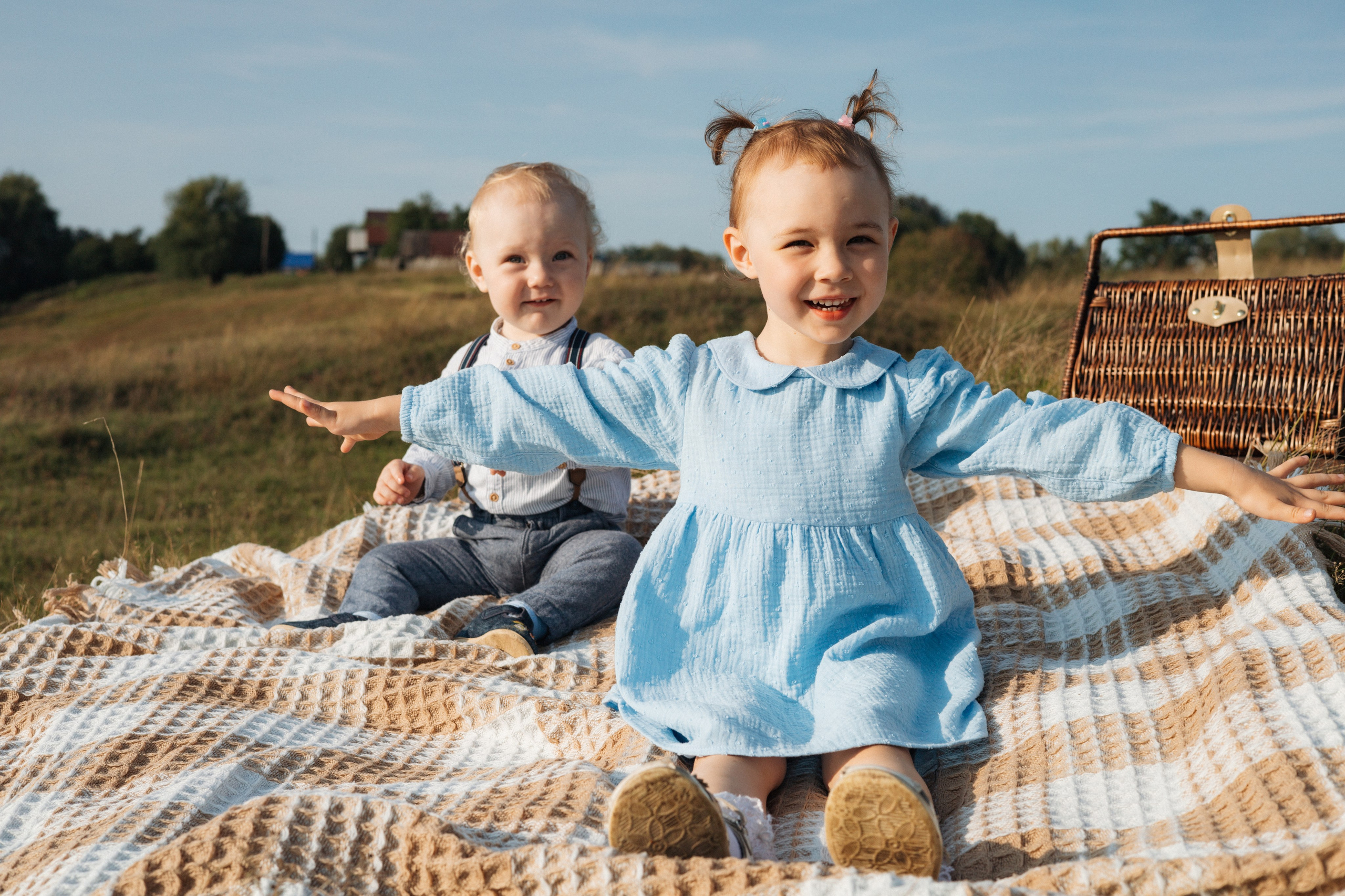 Тимофей, Полина, Наталья. Ваш фотограф