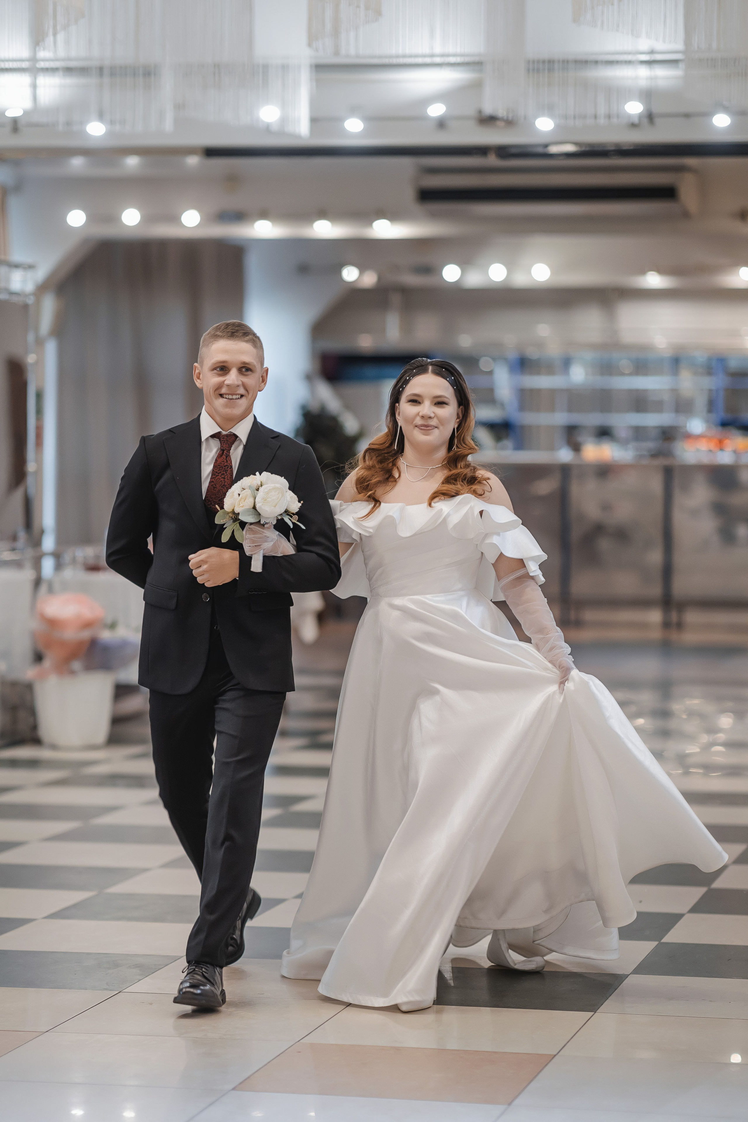 Антон Арина