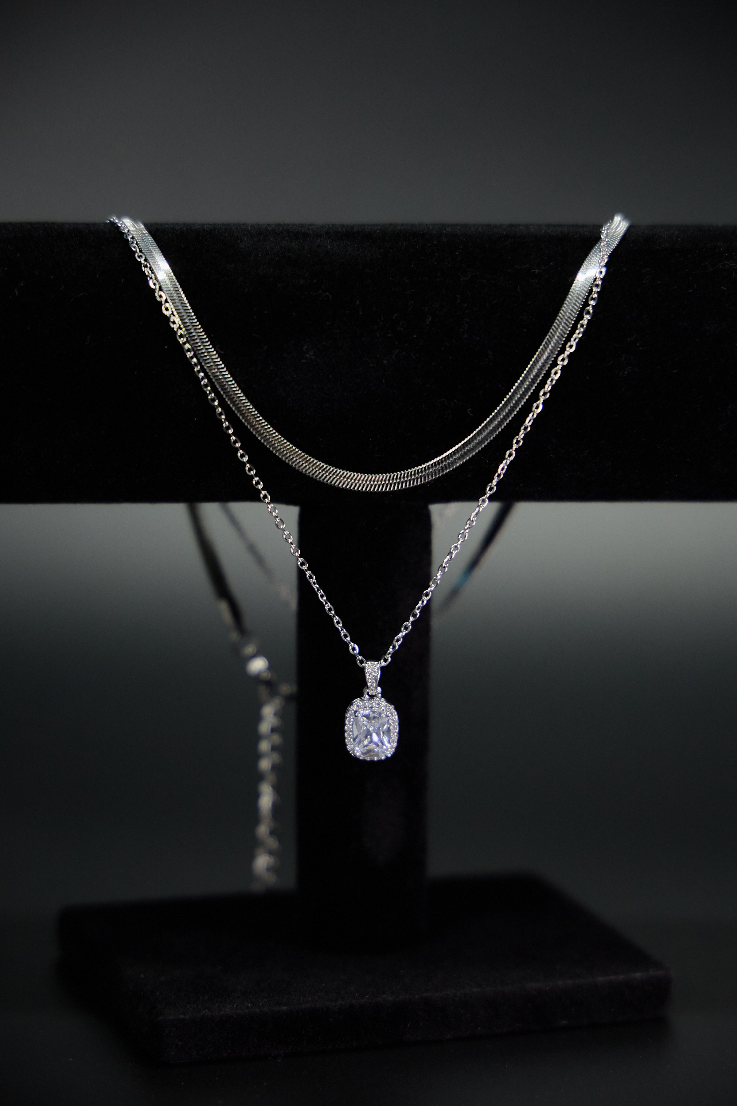 Фотографии для маркетплейсов. ФОТОГРАФ ЭДУАРД КОЛТУНОВСКИЙ