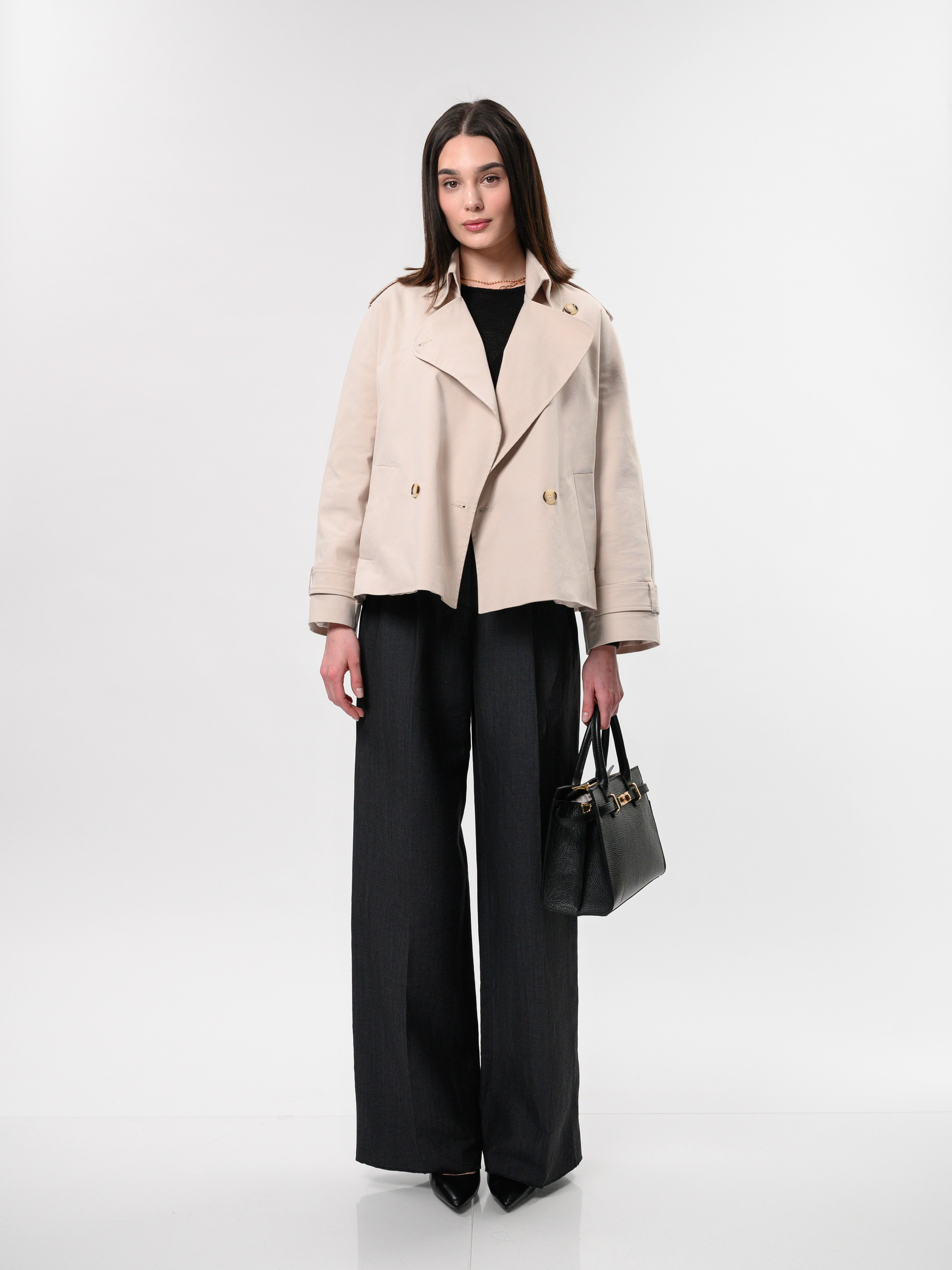 Каталог Девушки. Студия рекламной и предметной съемки товаров WELKO Studio