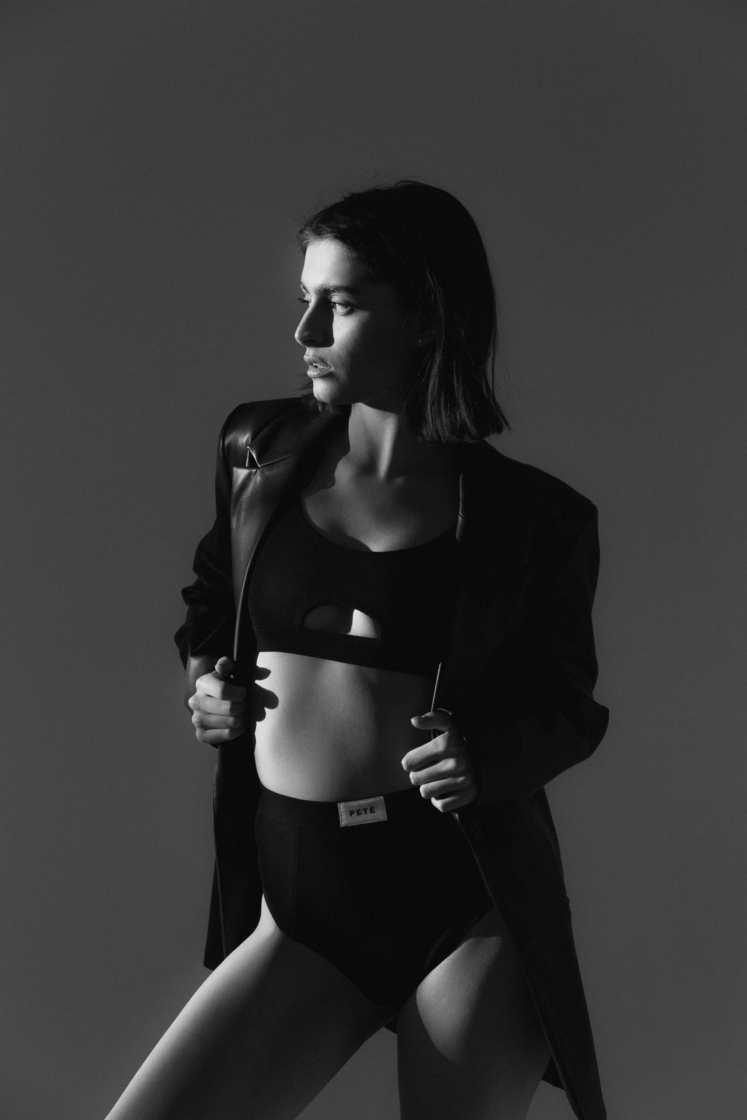 Pete atelier. Э Т О М Ы