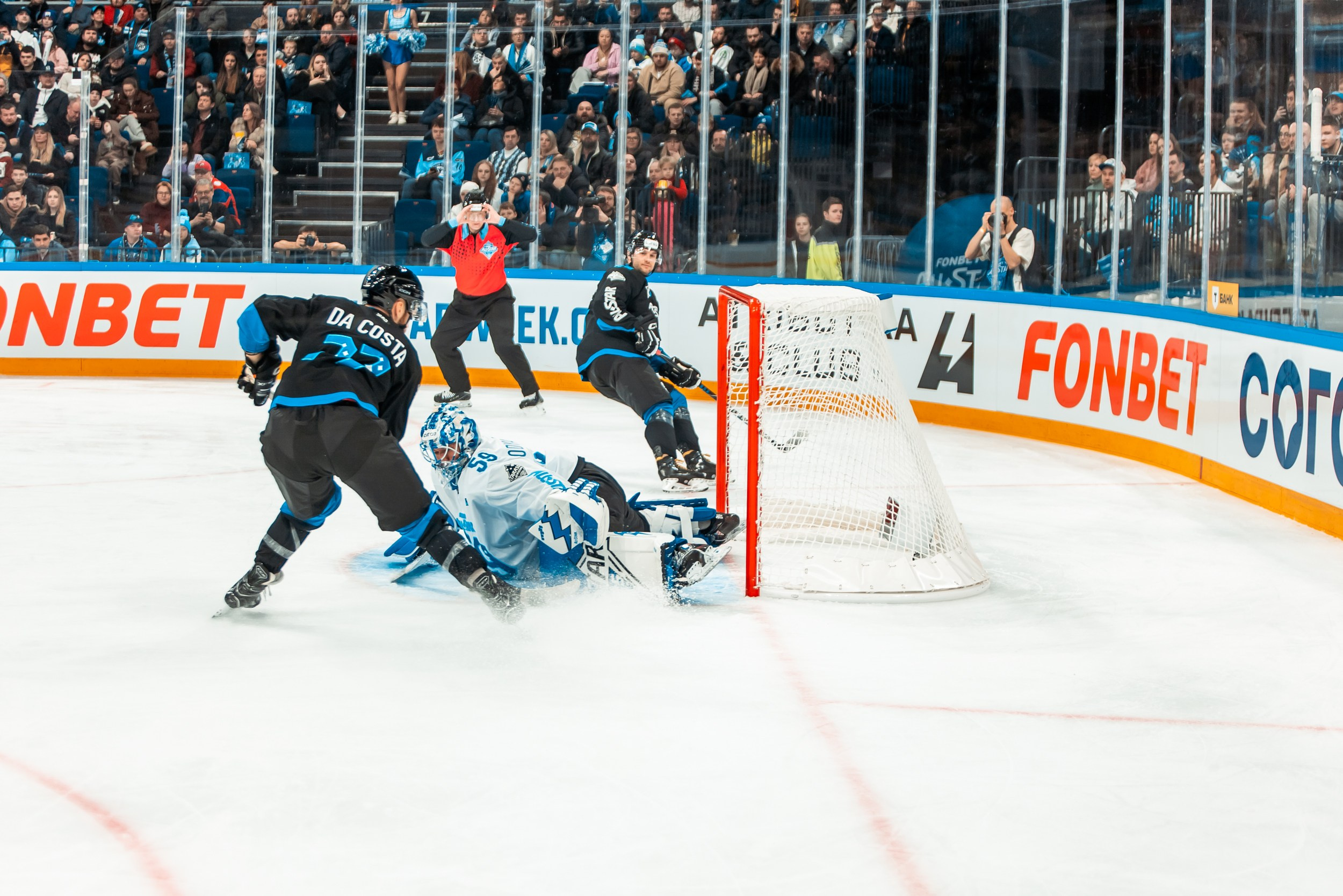 KHL All-Star 2025. Репортажный фотограф в Сочи Дмитрий Ветринский