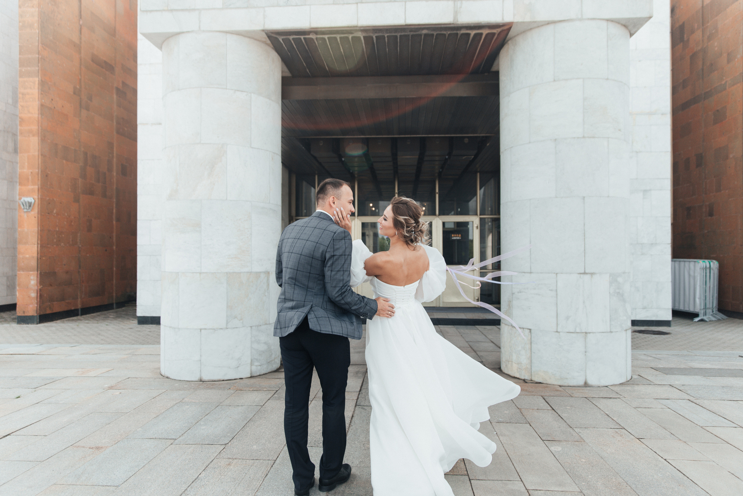 Свадебная фотосессия в Усадьбе Горки Ленинские. Свадебный фотограф Домодедово Москва Катерина Алехина