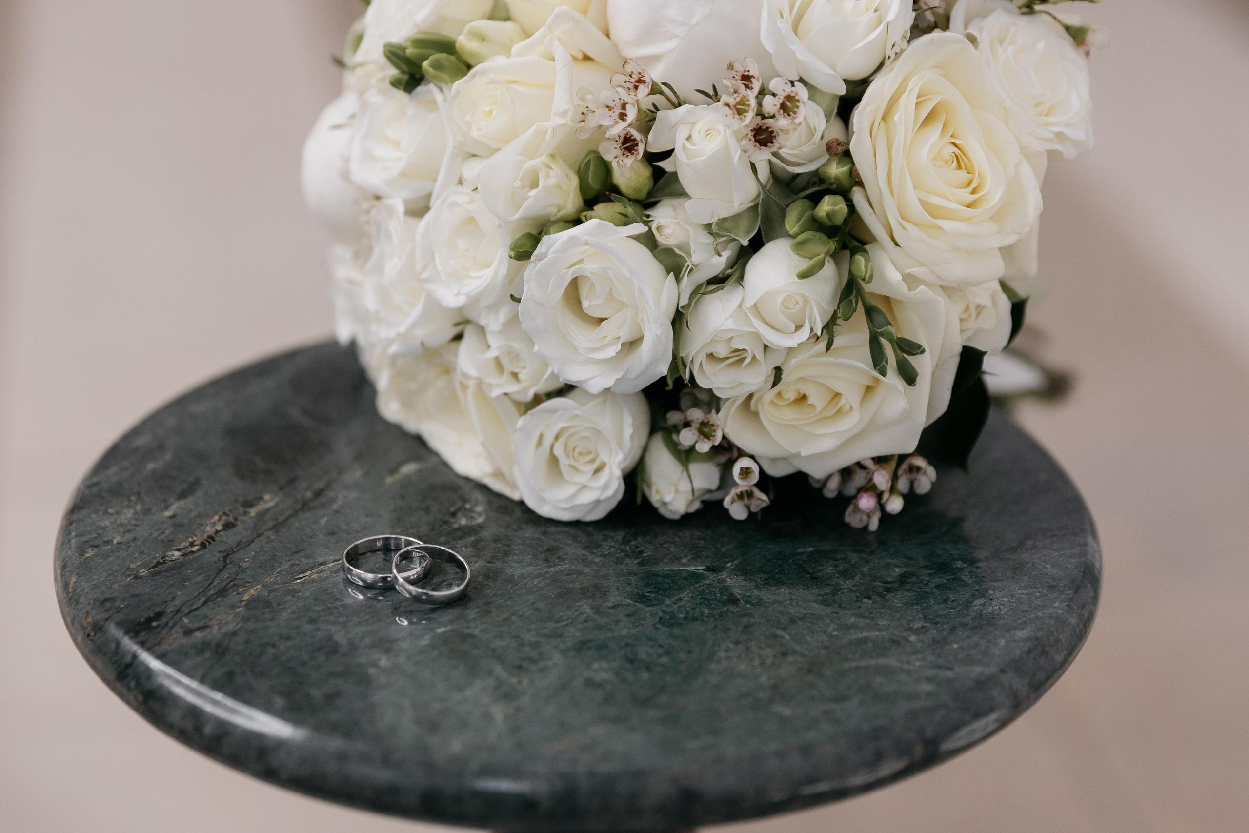 Анонс свадебных фотографий Иннокентия и Анны. Свадебный фотограф Домодедово Москва Катерина Алехина