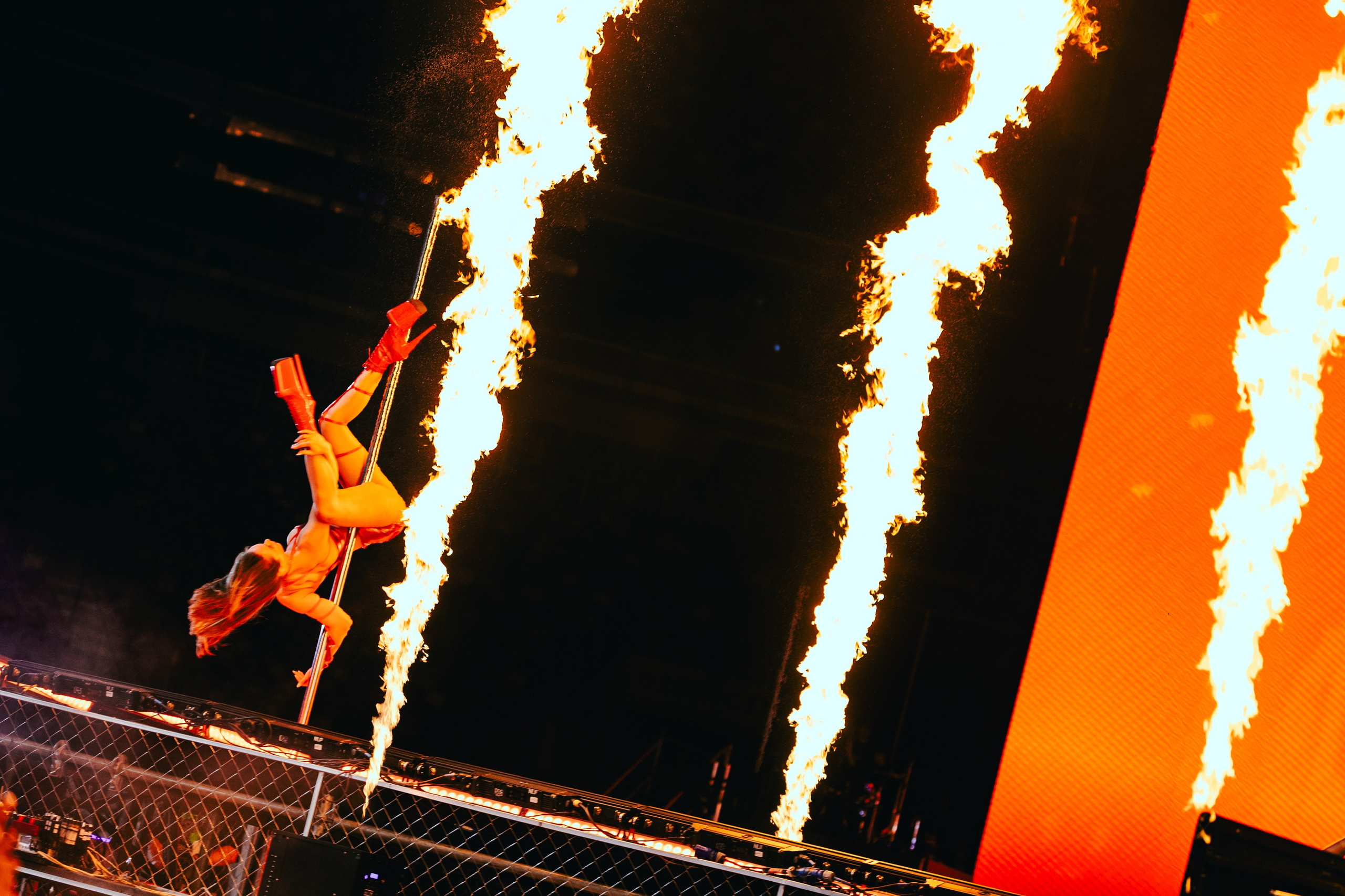 ЕГОР КРИД В ЛУЖНИКАХ 30.08.25. Концертный и репортажный фотограф в Москве и Санкт-Петербурге Мария