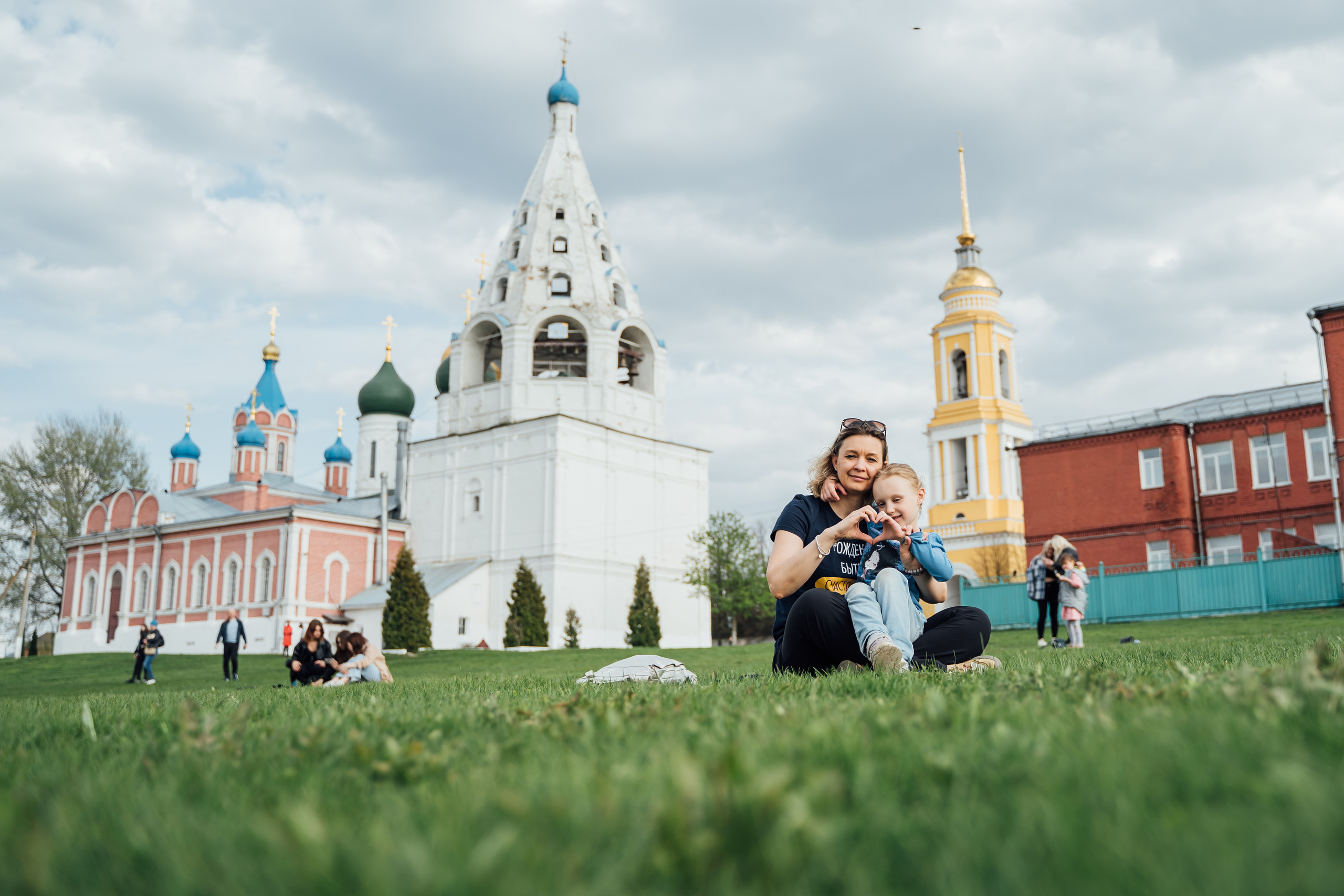Семейная фотопрогулка по Коломне. Свадебный фотограф в Коломне, Воскресенске, Егорьевске Владимир Петров