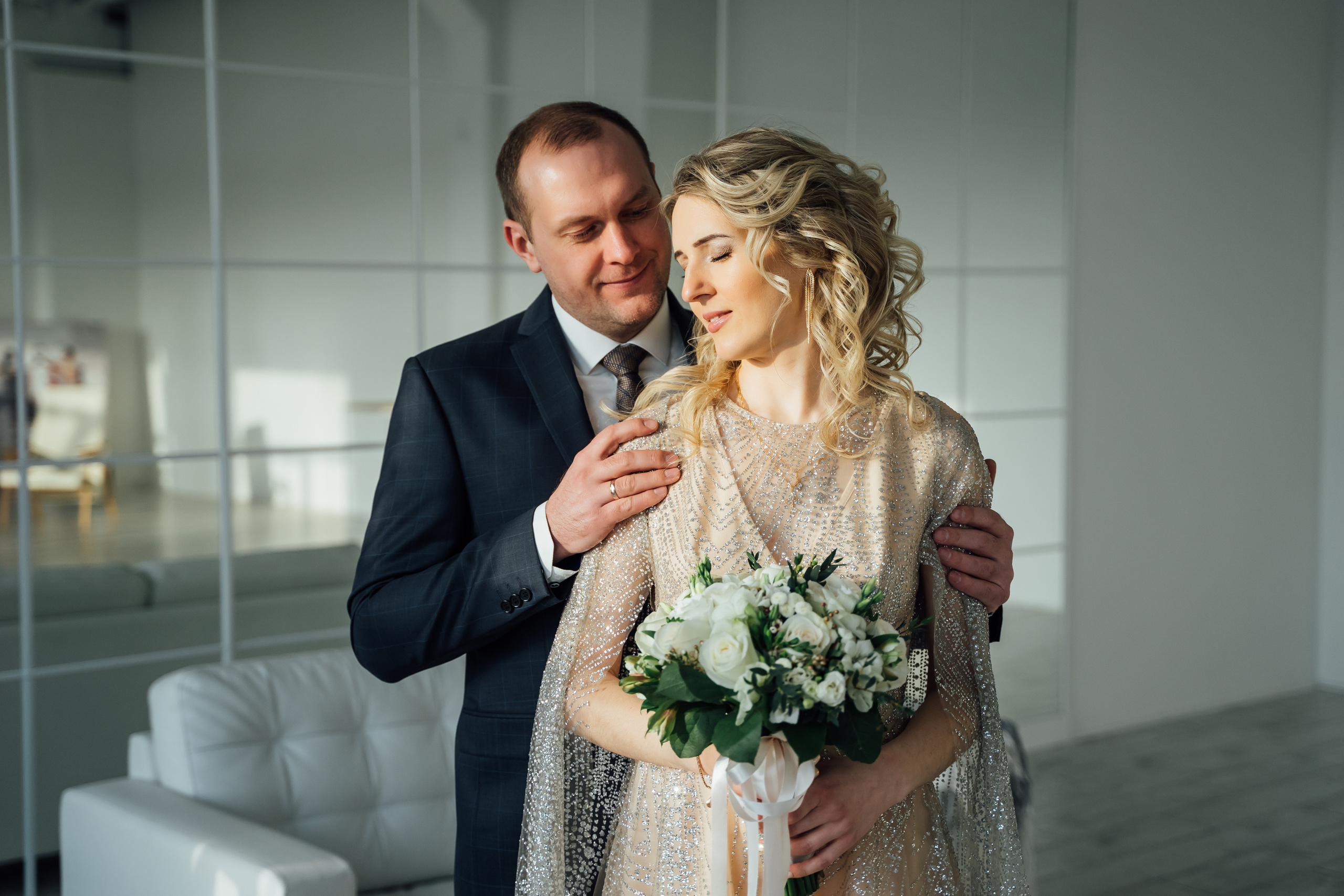 Свадебная фотосессия в студии. Свадебный фотограф в Коломне, Воскресенске, Егорьевске Владимир Петров