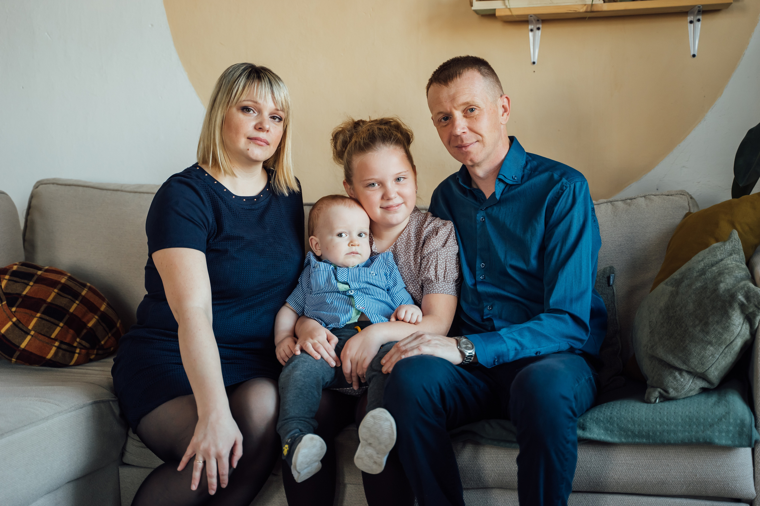 Семейная фотосессия в студии. Свадебный фотограф в Коломне, Воскресенске, Егорьевске Владимир Петров