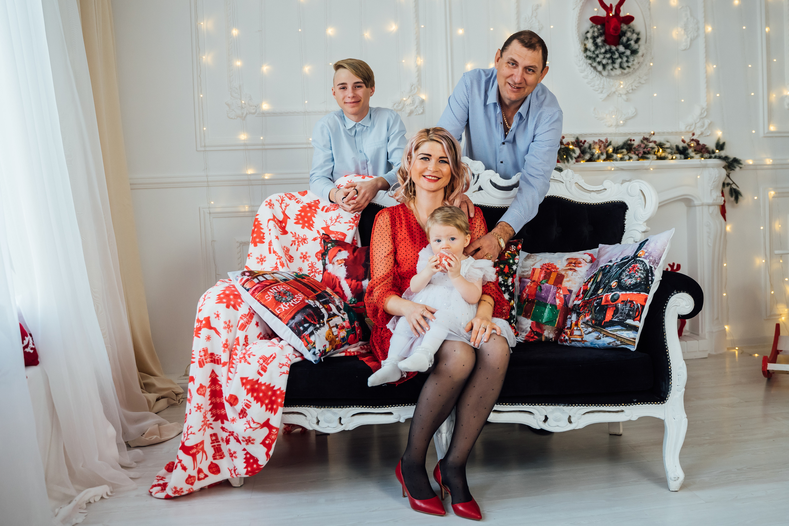 Новогодняя фотосессия в студии. Свадебный фотограф в Коломне, Воскресенске, Егорьевске Владимир Петров