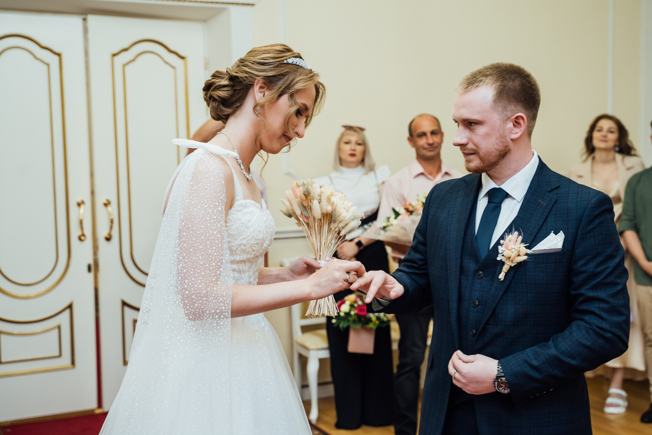 Свадебная фотосессия в Коломне: Антон и Анастасия. Свадебный фотограф в Коломне, Воскресенске, Егорьевске Владимир Петров