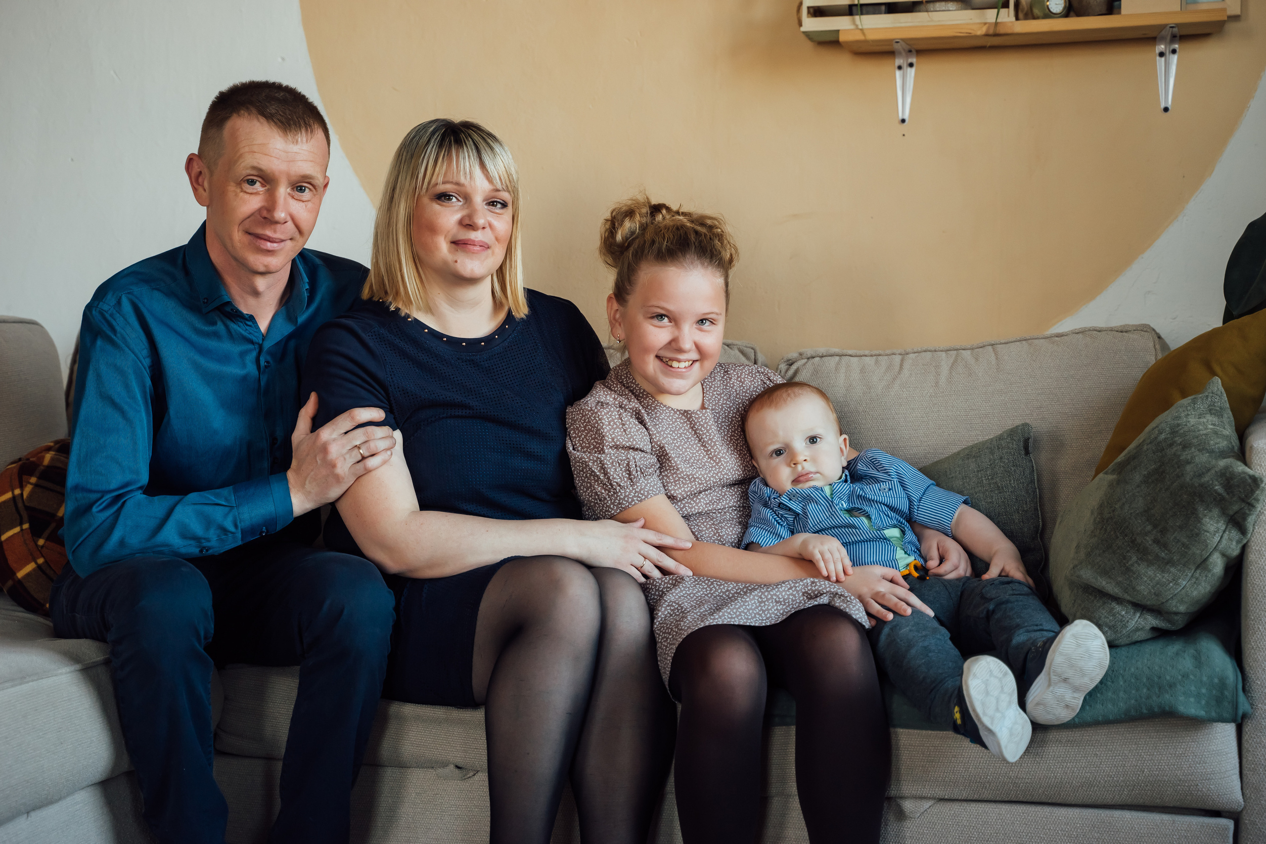 Семейная фотосессия в студии. Свадебный фотограф в Коломне, Воскресенске, Егорьевске Владимир Петров