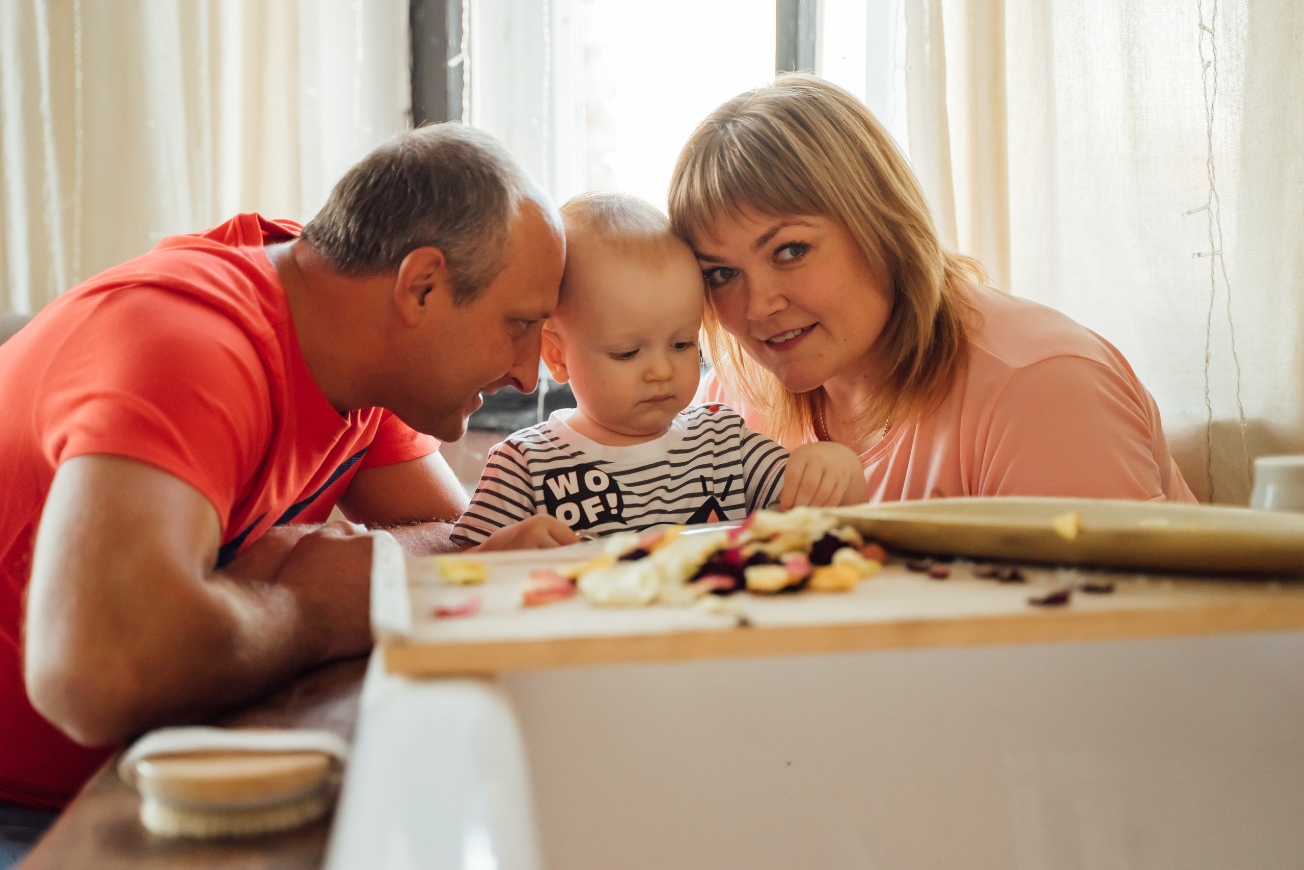 Семейная фотосессия в студии. Свадебный фотограф в Коломне, Воскресенске, Егорьевске Владимир Петров