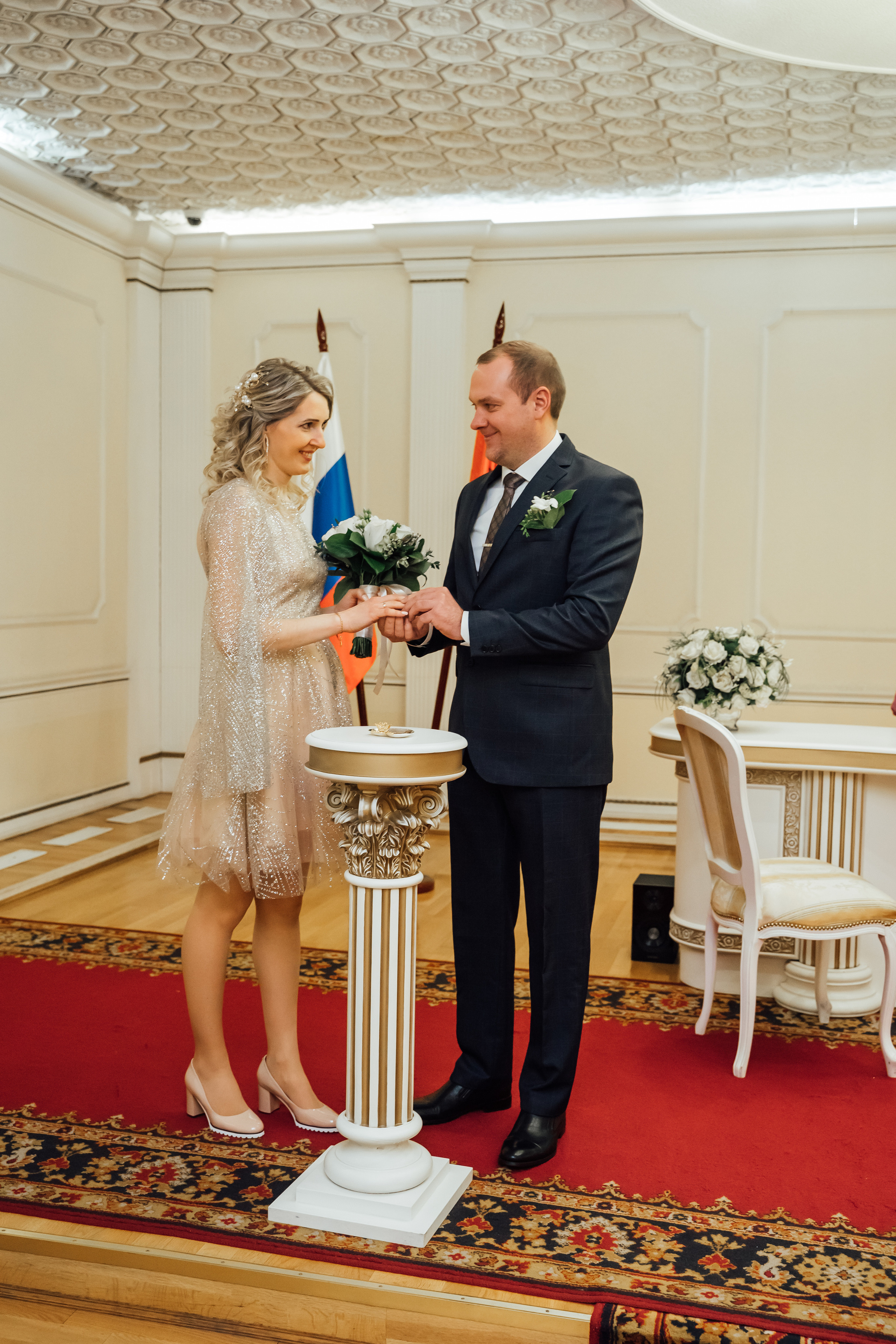 Свадебная фотосессия в студии. Свадебный фотограф в Коломне, Воскресенске, Егорьевске Владимир Петров