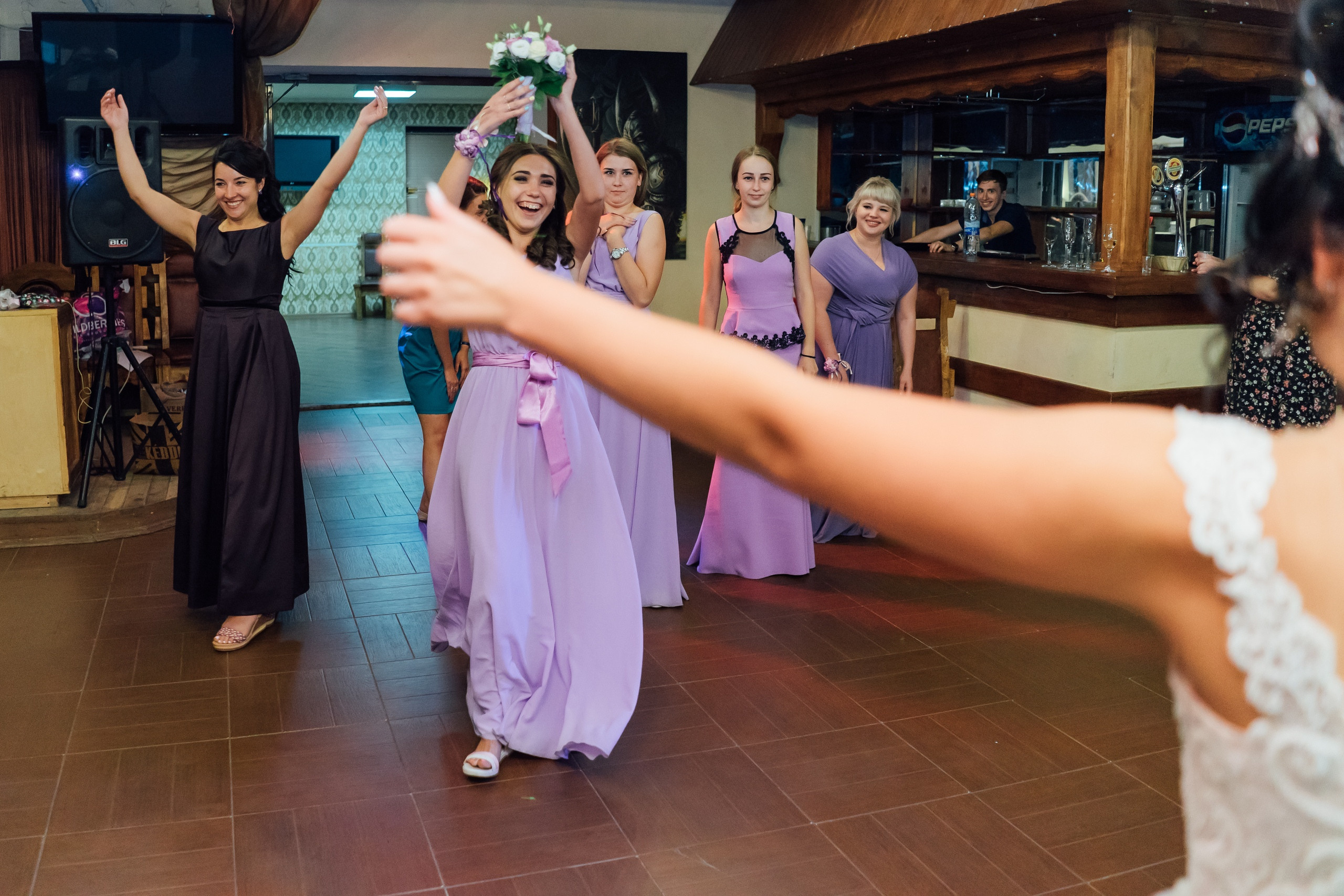 Свадебная фотосессия в Луховицах: Лариса и Александр. Свадебный фотограф в Коломне, Воскресенске, Егорьевске Владимир Петров