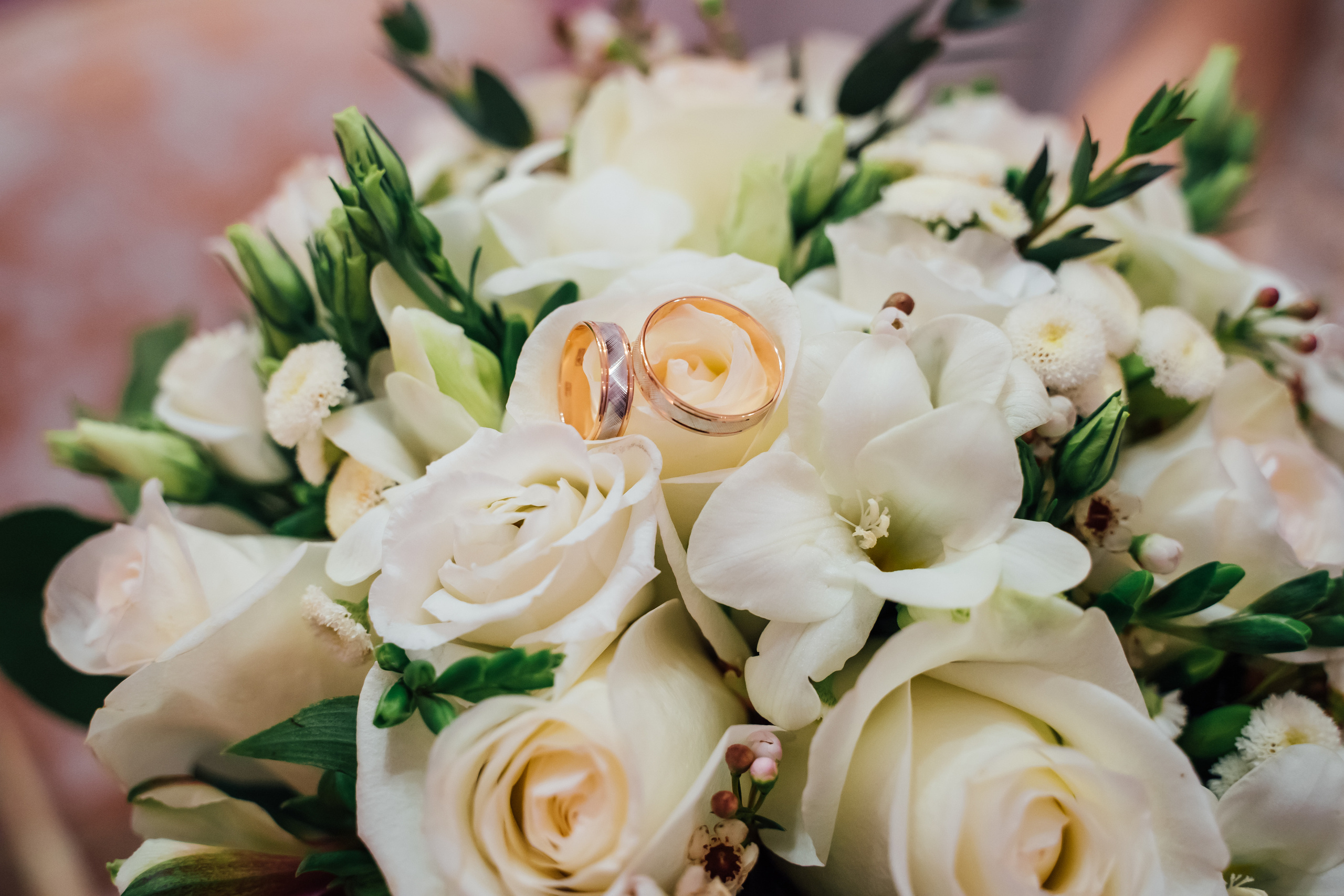 Свадебная фотосессия в студии. Свадебный фотограф в Коломне, Воскресенске, Егорьевске Владимир Петров