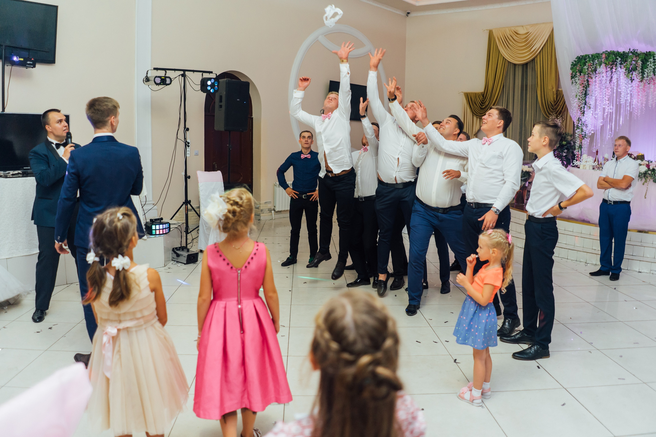 Свадебная фотосессия в Ступино: Лилия и Павел. Свадебный фотограф в Коломне, Воскресенске, Егорьевске Владимир Петров