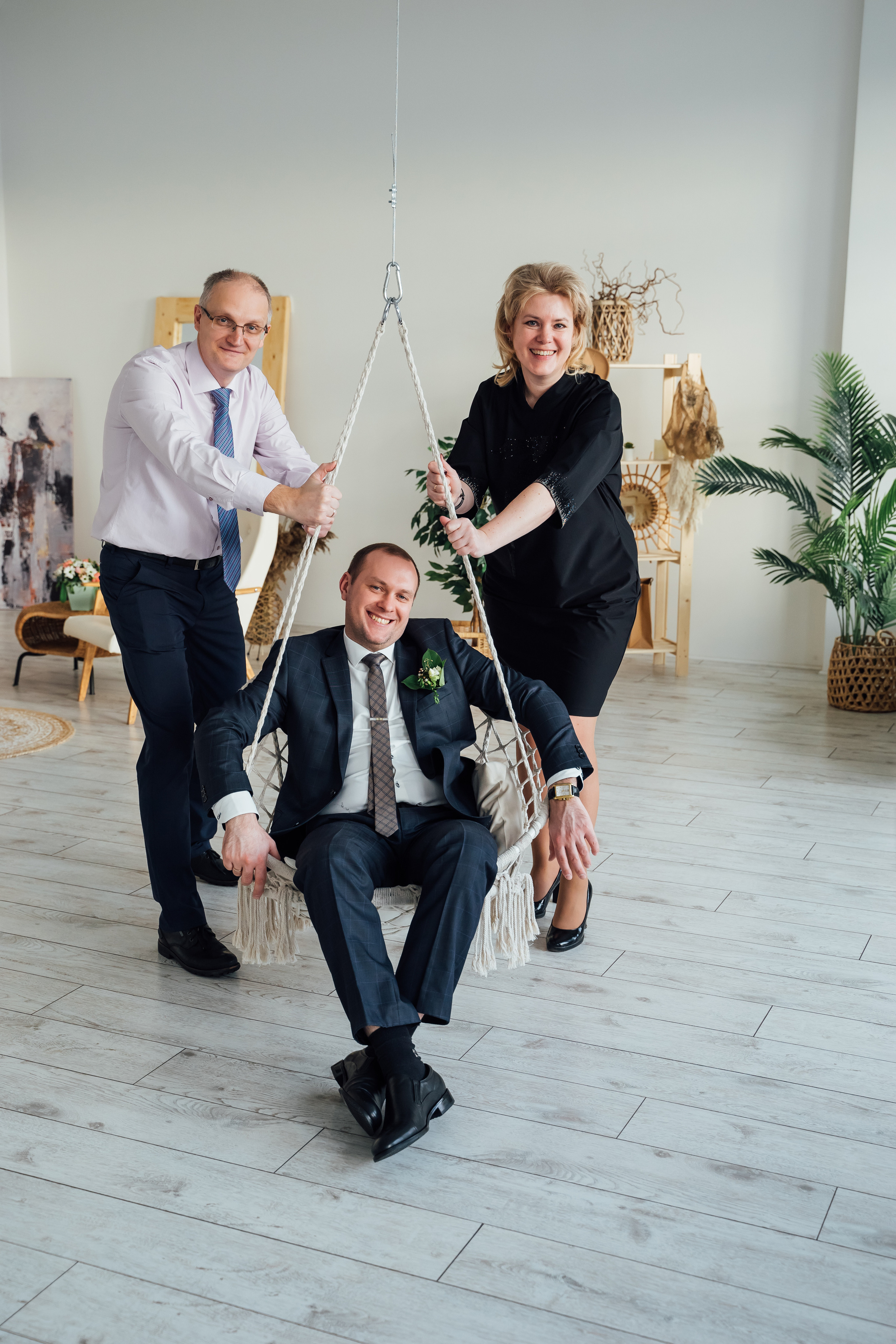 Свадебная фотосессия в студии. Свадебный фотограф в Коломне, Воскресенске, Егорьевске Владимир Петров