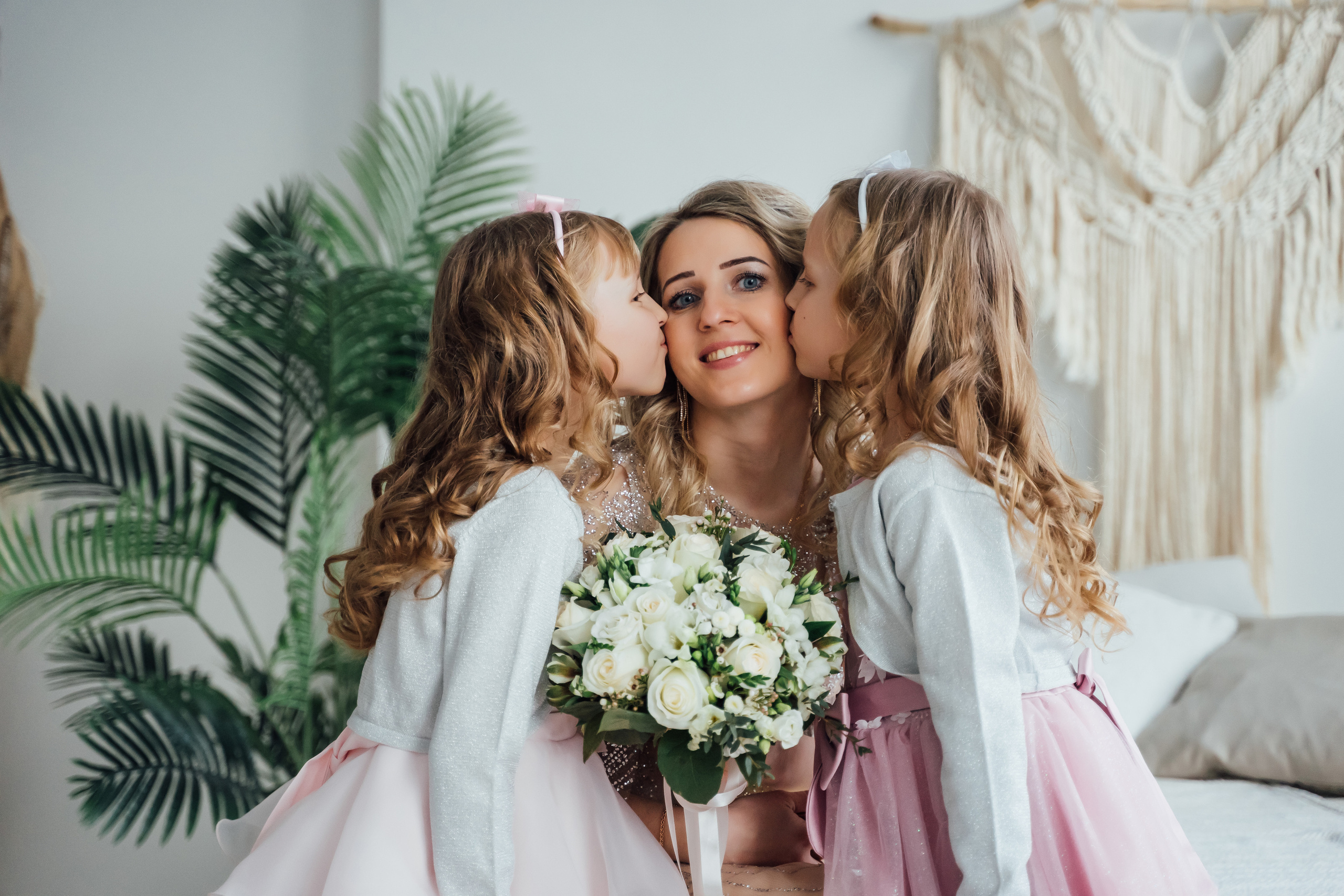 Свадебная фотосессия в студии. Свадебный фотограф в Коломне, Воскресенске, Егорьевске Владимир Петров