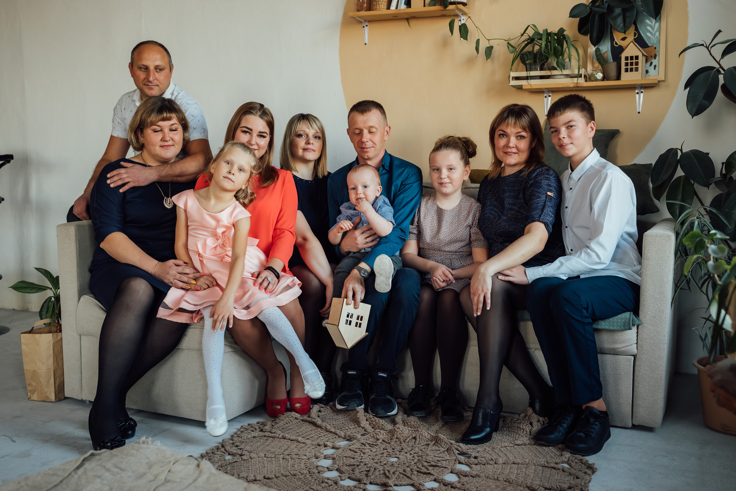 Семейная фотосессия в студии. Свадебный фотограф в Коломне, Воскресенске, Егорьевске Владимир Петров