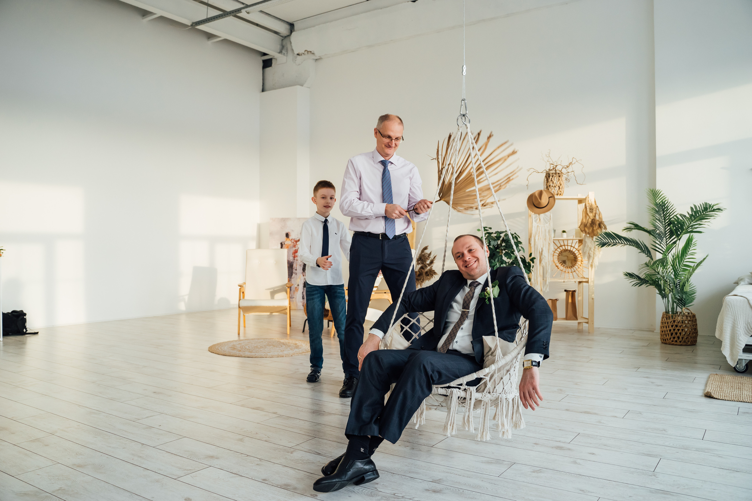 Свадебная фотосессия в студии. Свадебный фотограф в Коломне, Воскресенске, Егорьевске Владимир Петров