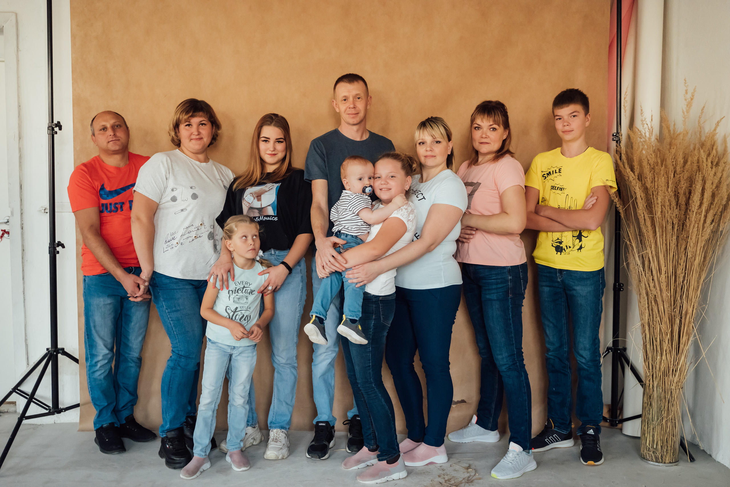 Семейная фотосессия в студии. Свадебный фотограф в Коломне, Воскресенске, Егорьевске Владимир Петров