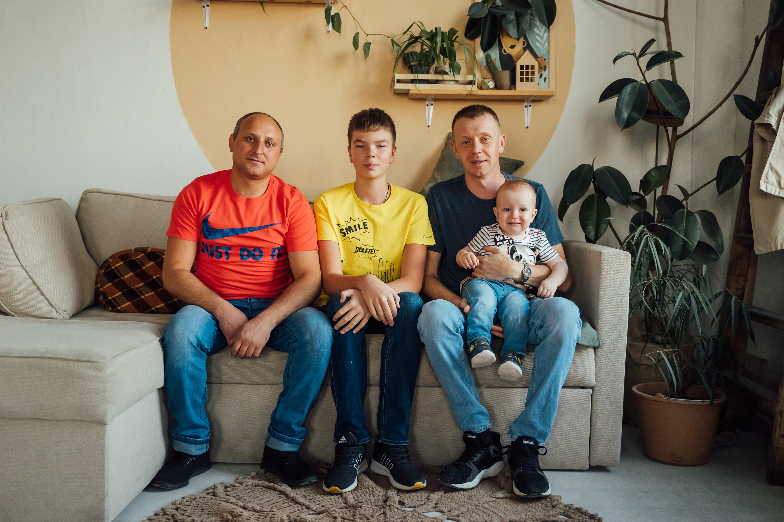 Семейная фотосессия в студии. Свадебный фотограф в Коломне, Воскресенске, Егорьевске Владимир Петров