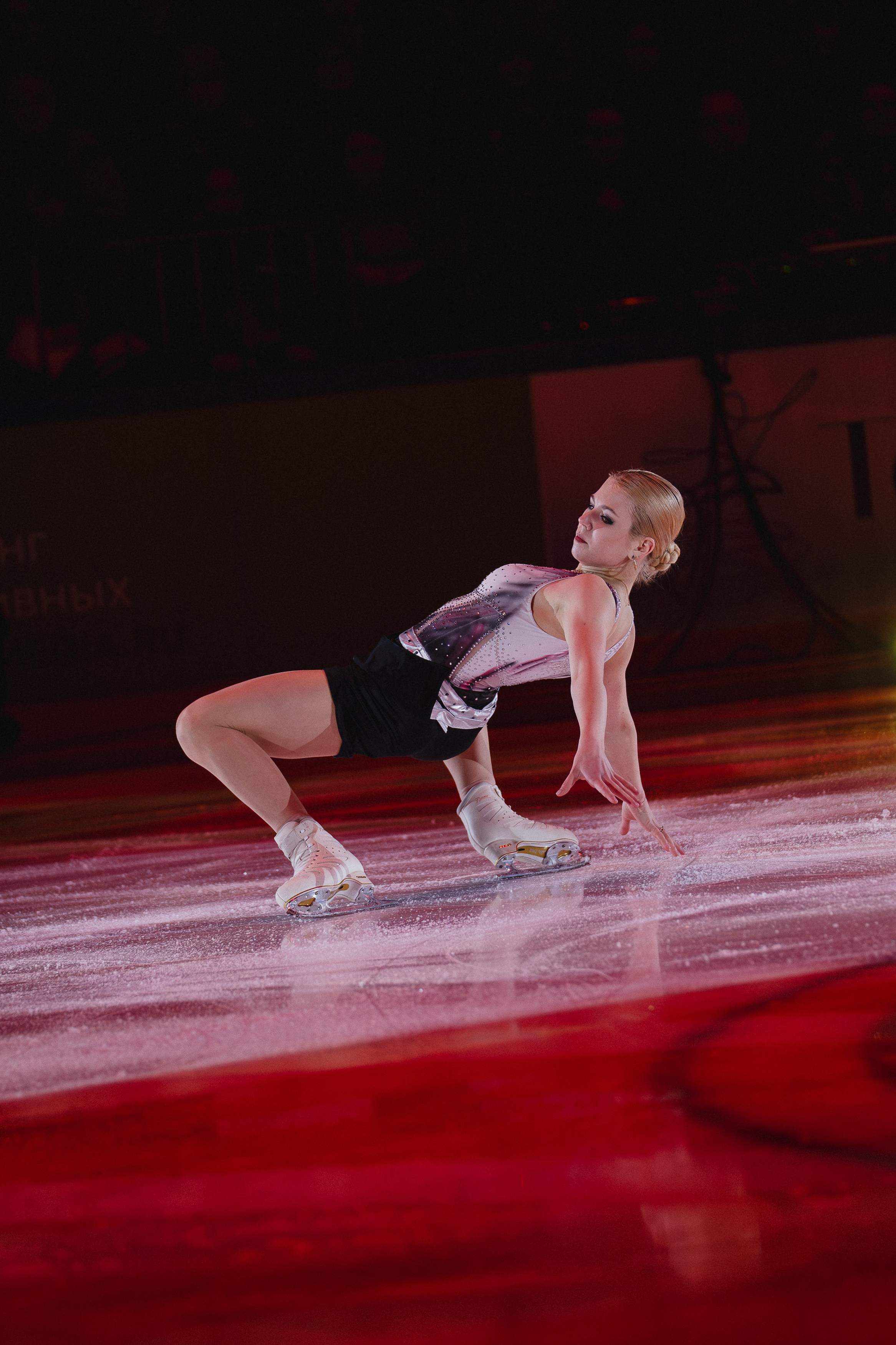 Шоу Этери Тутберидзе в Новосибирске. Воробьева Ксения — Спортивный и танцевальный фотограф Новосибирск