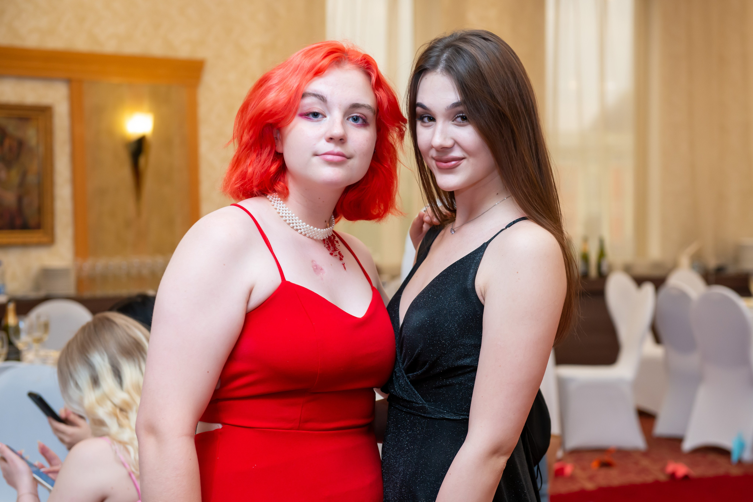 Выпускной вечер в гимназии № 37, ресторан La Ronde