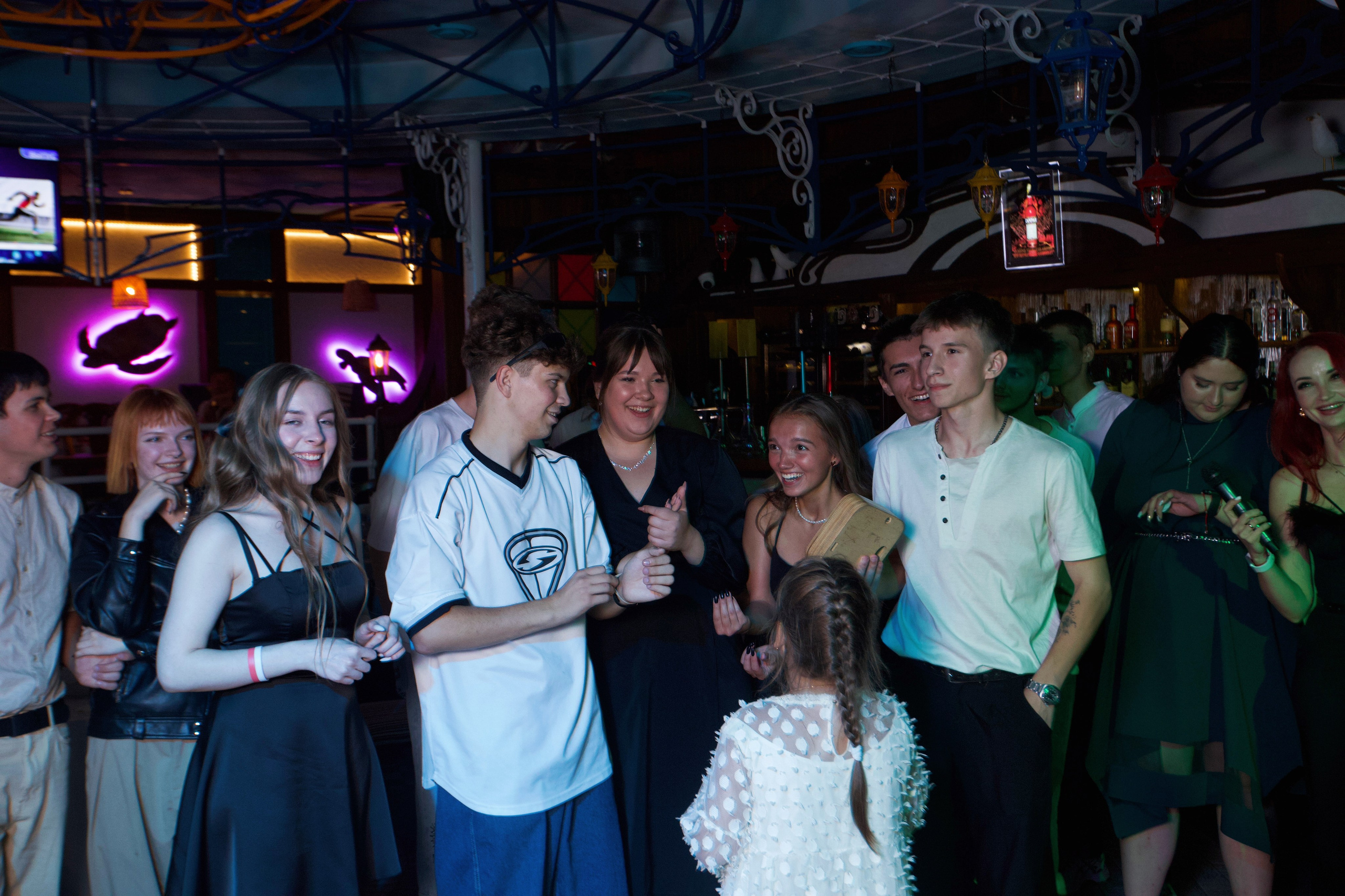 ВЫПУСКНОЙ «КОКОМО» 27.06.24. Репортажный фотограф Анапа