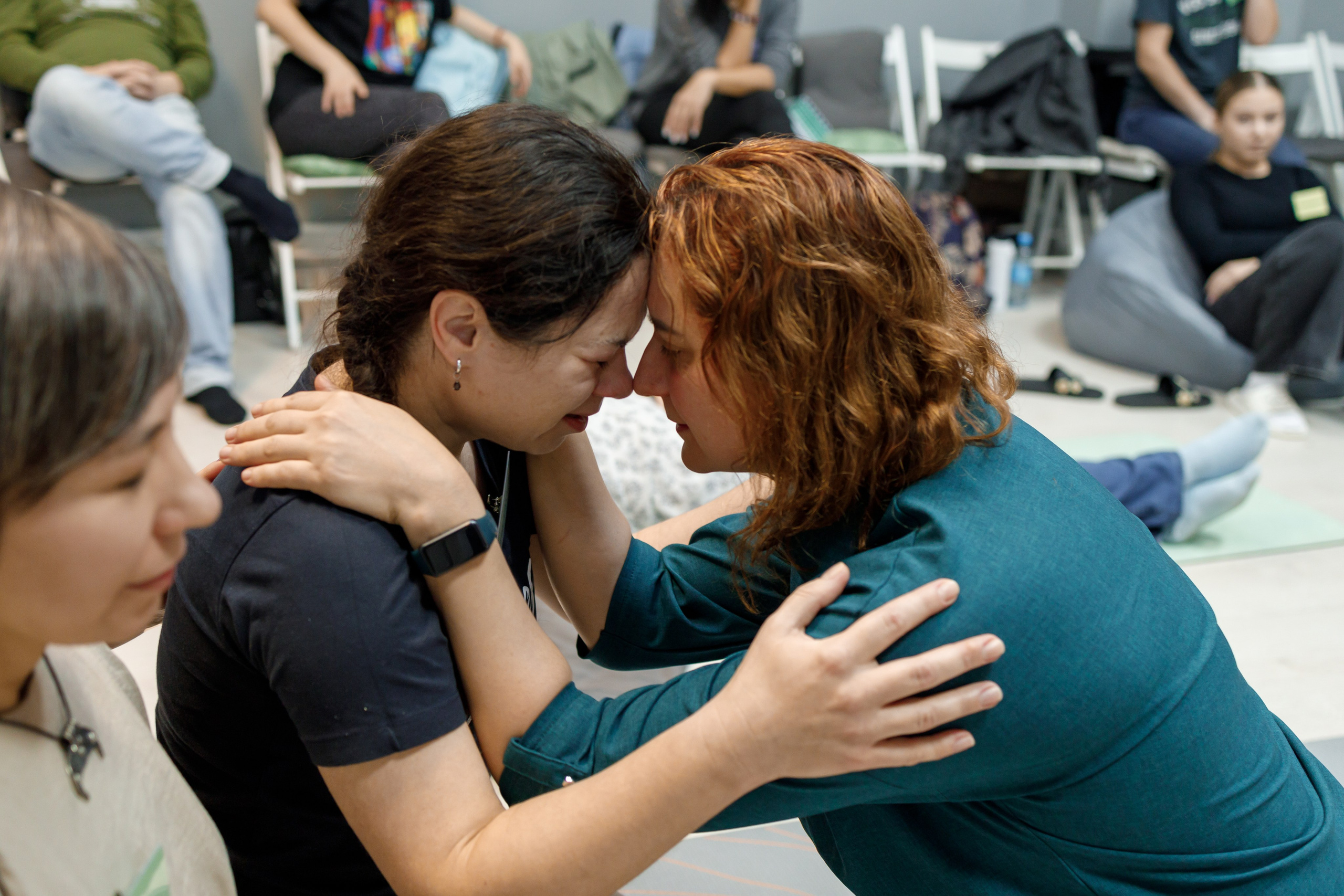 Расстановки — эмоциональное психологическое мероприятие, помогающее людям. Репортажный и портретный фотограф в Москве Саханцева Анна