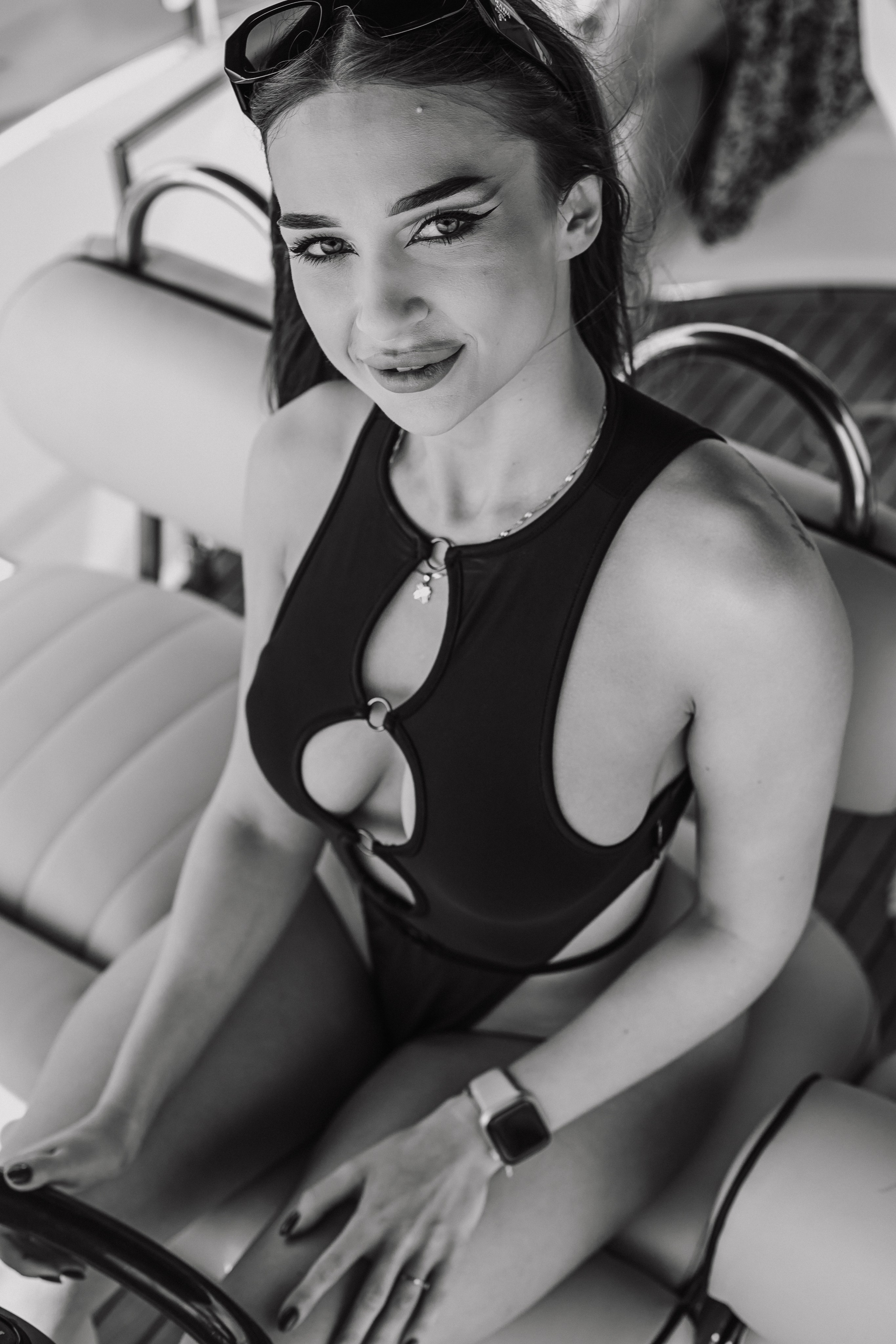 Девушки на яхте 2024. Elena Sova — семейный и женский фотограф в Санкт-Петербурге