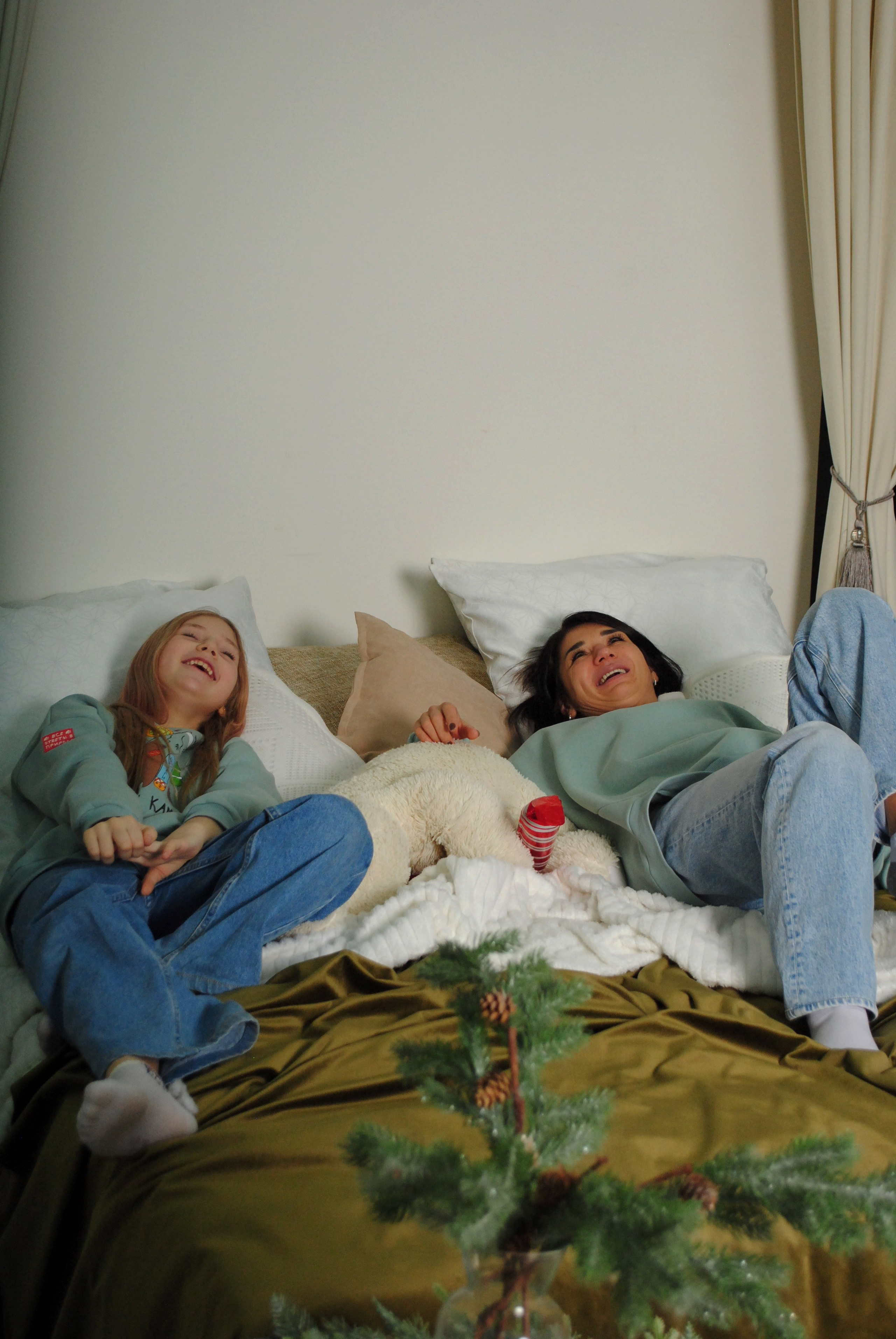 Анастасия и дочь. Фотограф Мария Мусаелян