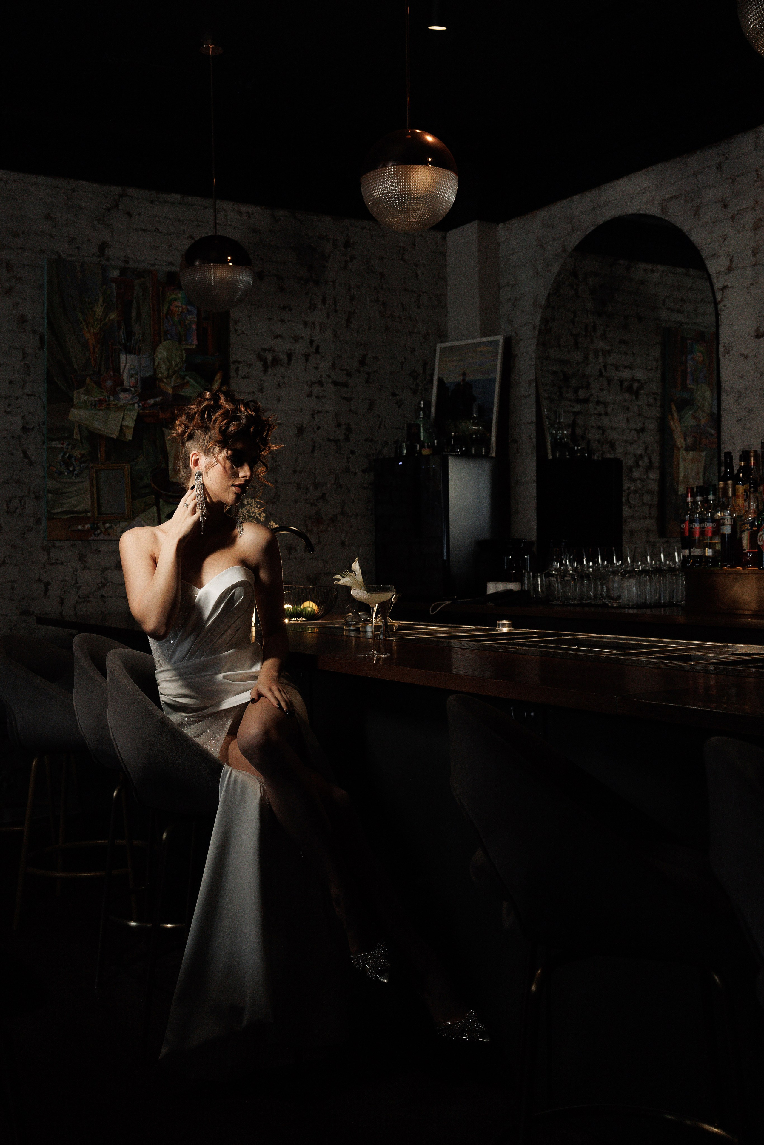 Свадебная серия в баре. Свадебный и семейный фотограф  во Владивостоке Ольга Украинец