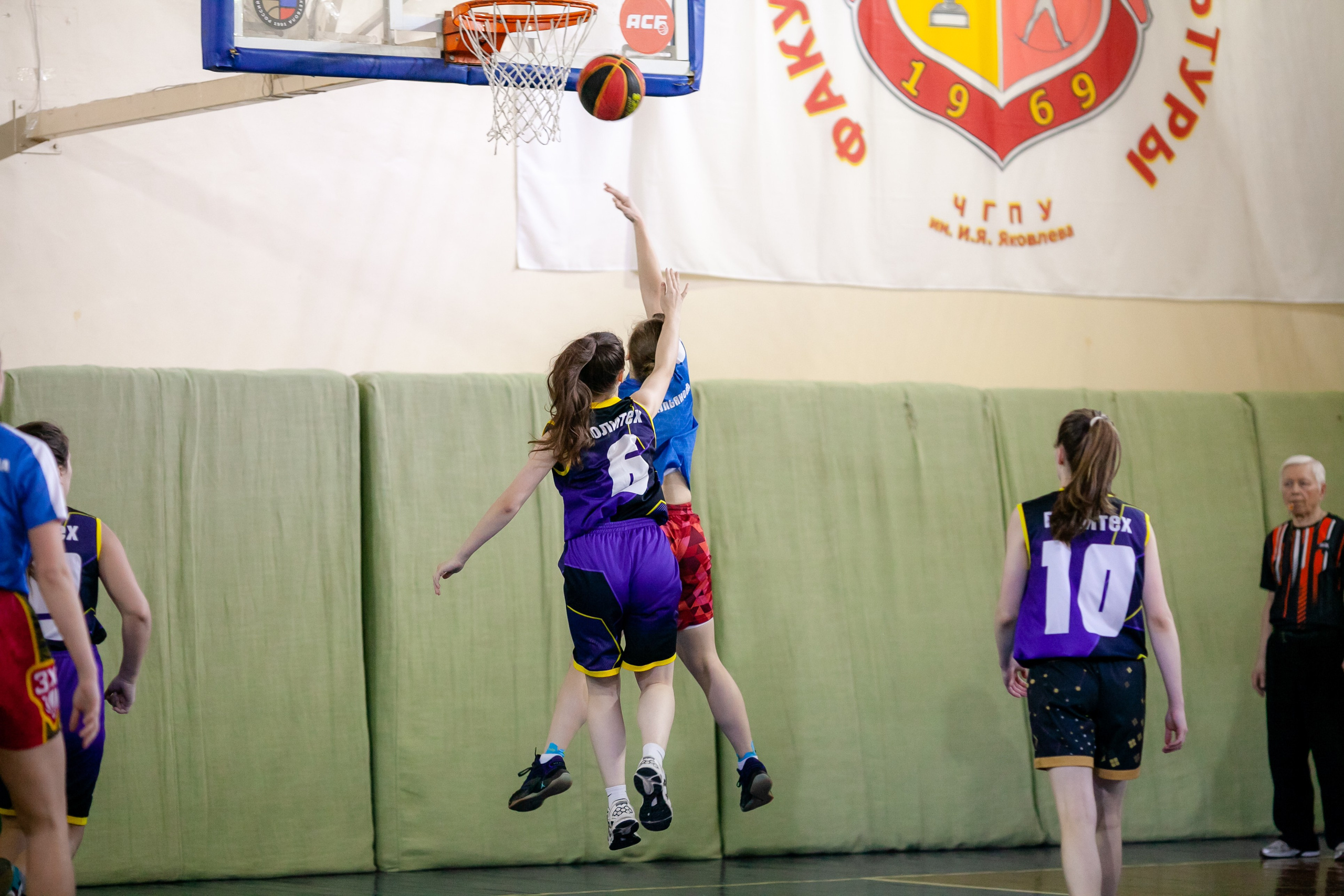 3×3. Фотография