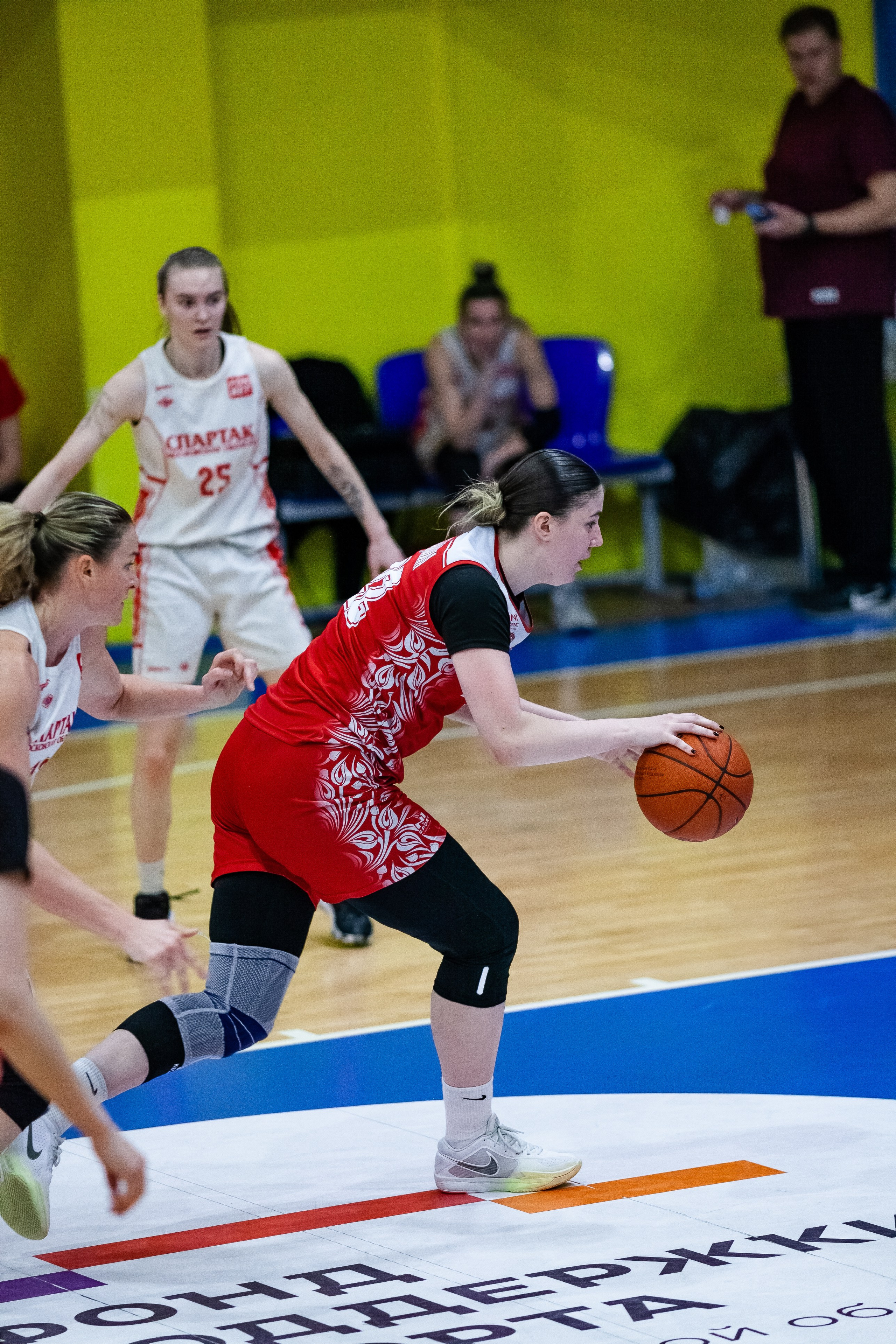 РФБ / БК Юность — БК Спартак. Фотография
