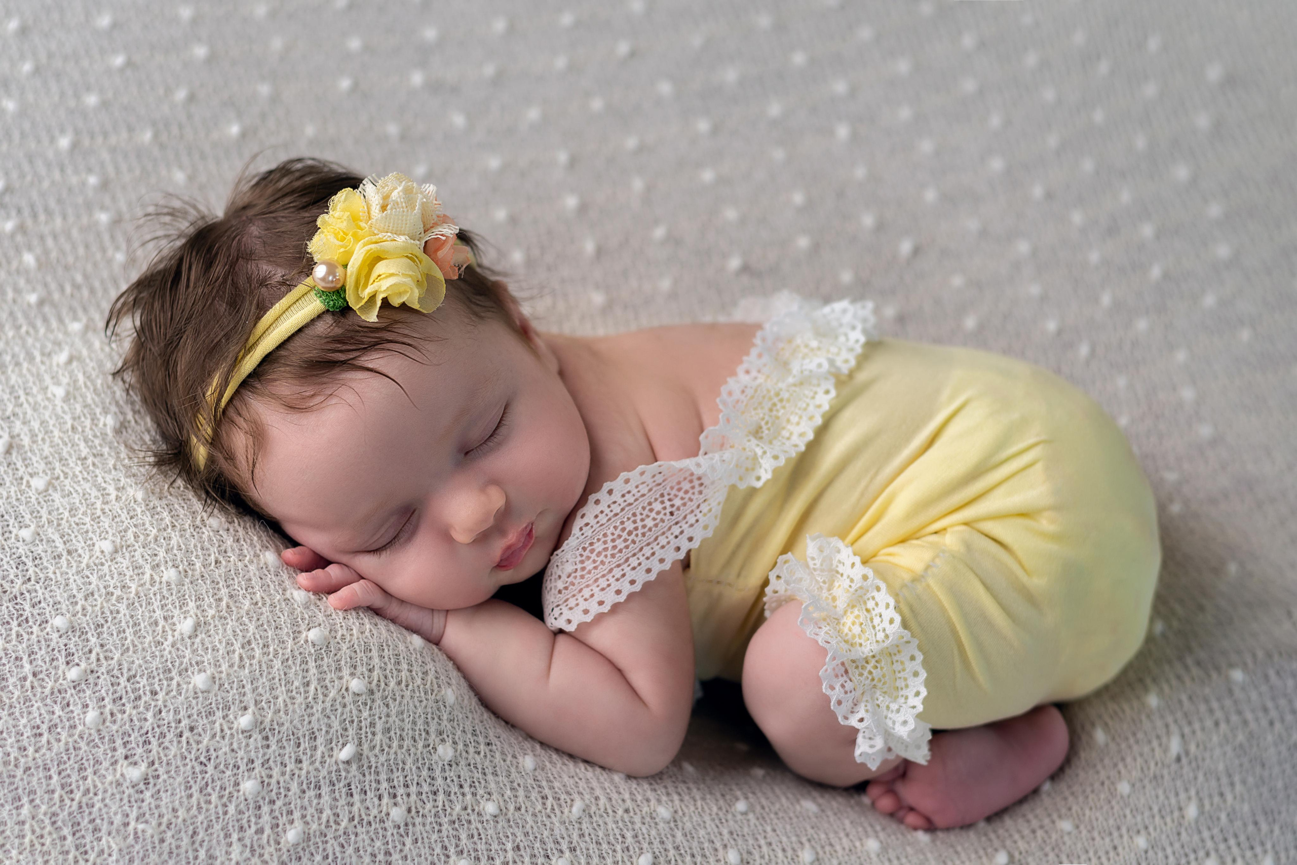 Фотограф новорожденных в городе Екатеринбург, Дегтярск, Ревда newborn. Фотограф новорожденных в Екатеринбурге Анастасия Карманова