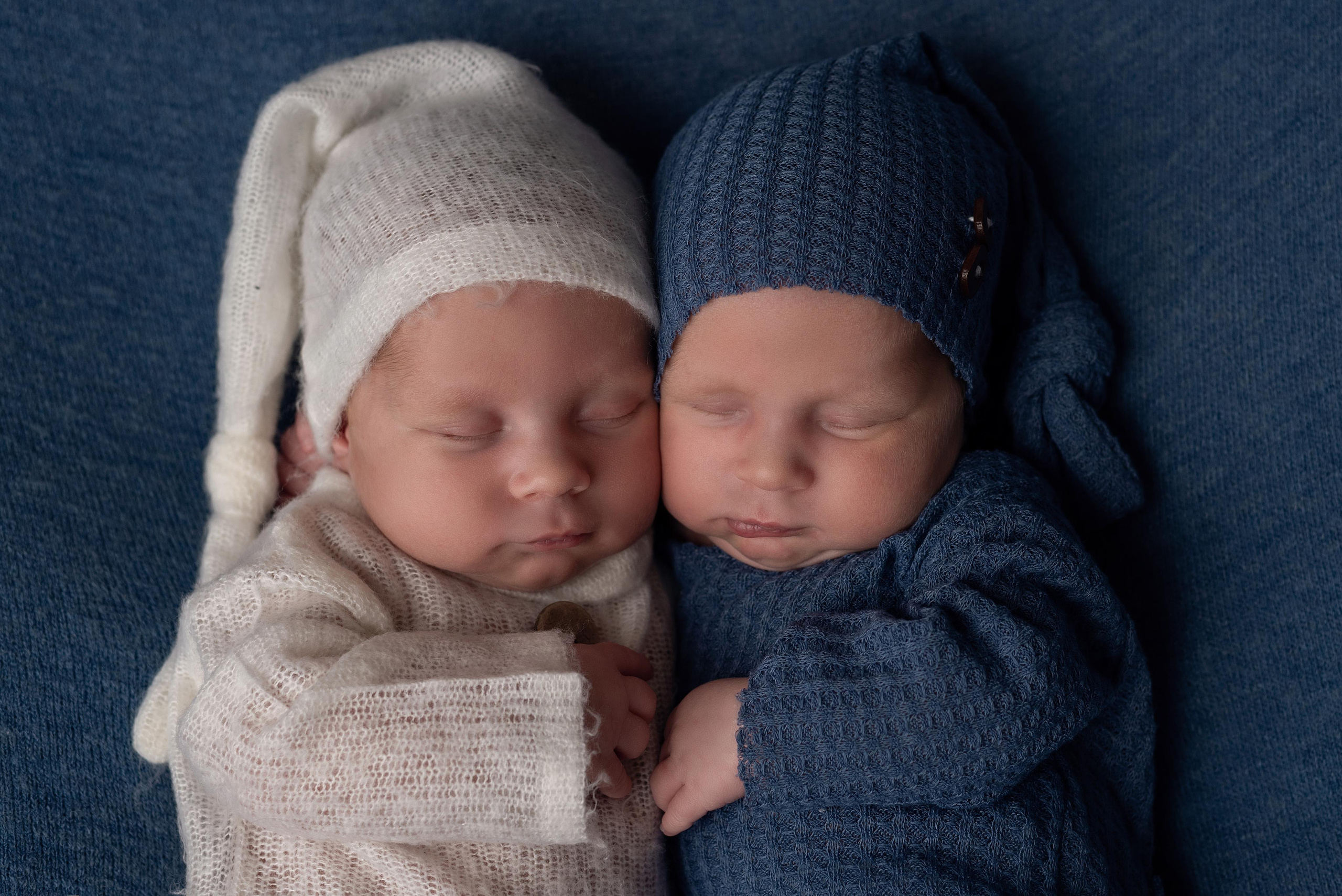 Фотограф новорожденных в городе Екатеринбург, Дегтярск, Ревда newborn. Фотограф новорожденных в Екатеринбурге Анастасия Карманова
