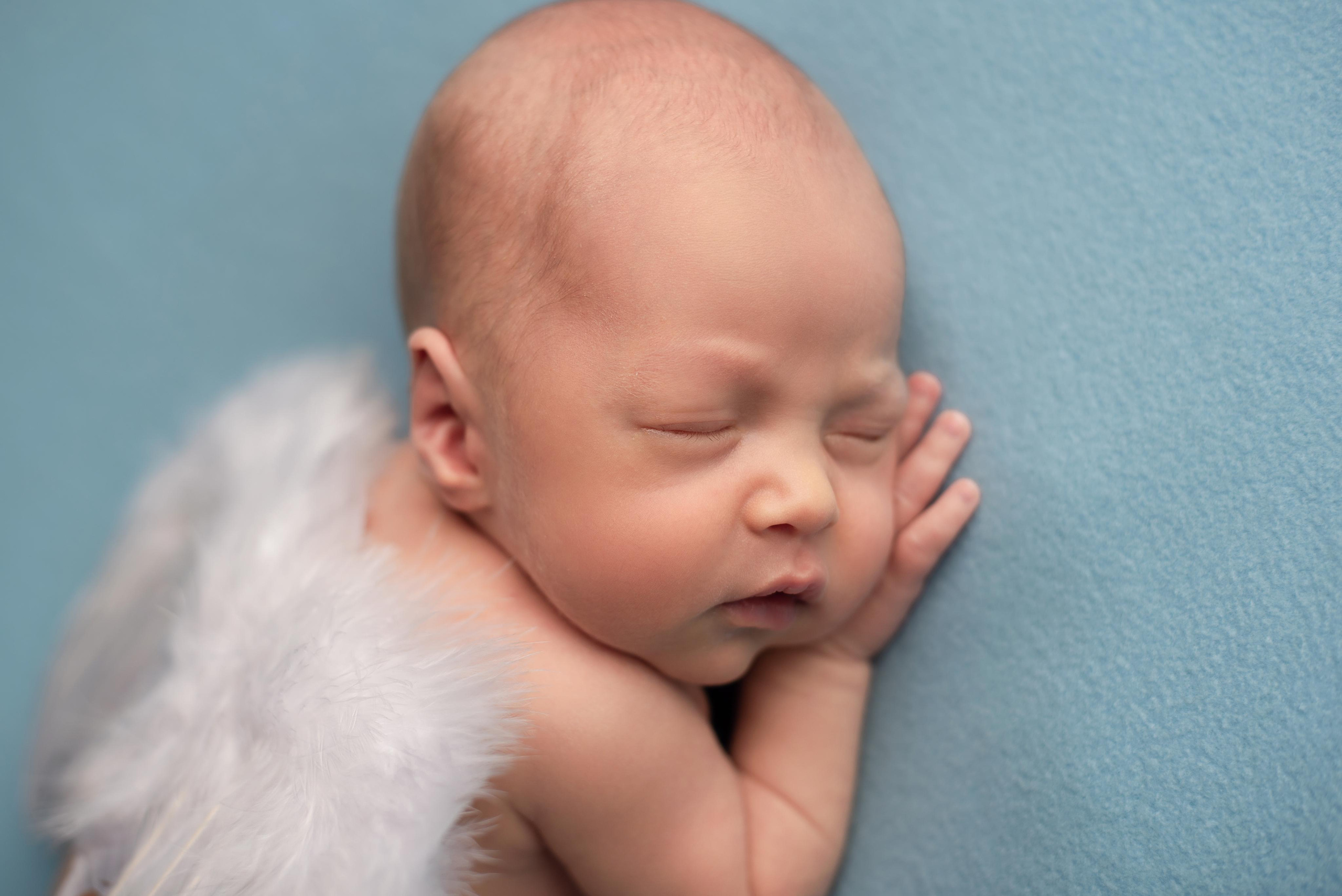 Фотограф новорожденных в городе Екатеринбург, Дегтярск, Ревда newborn. Фотограф новорожденных в Екатеринбурге Анастасия Карманова