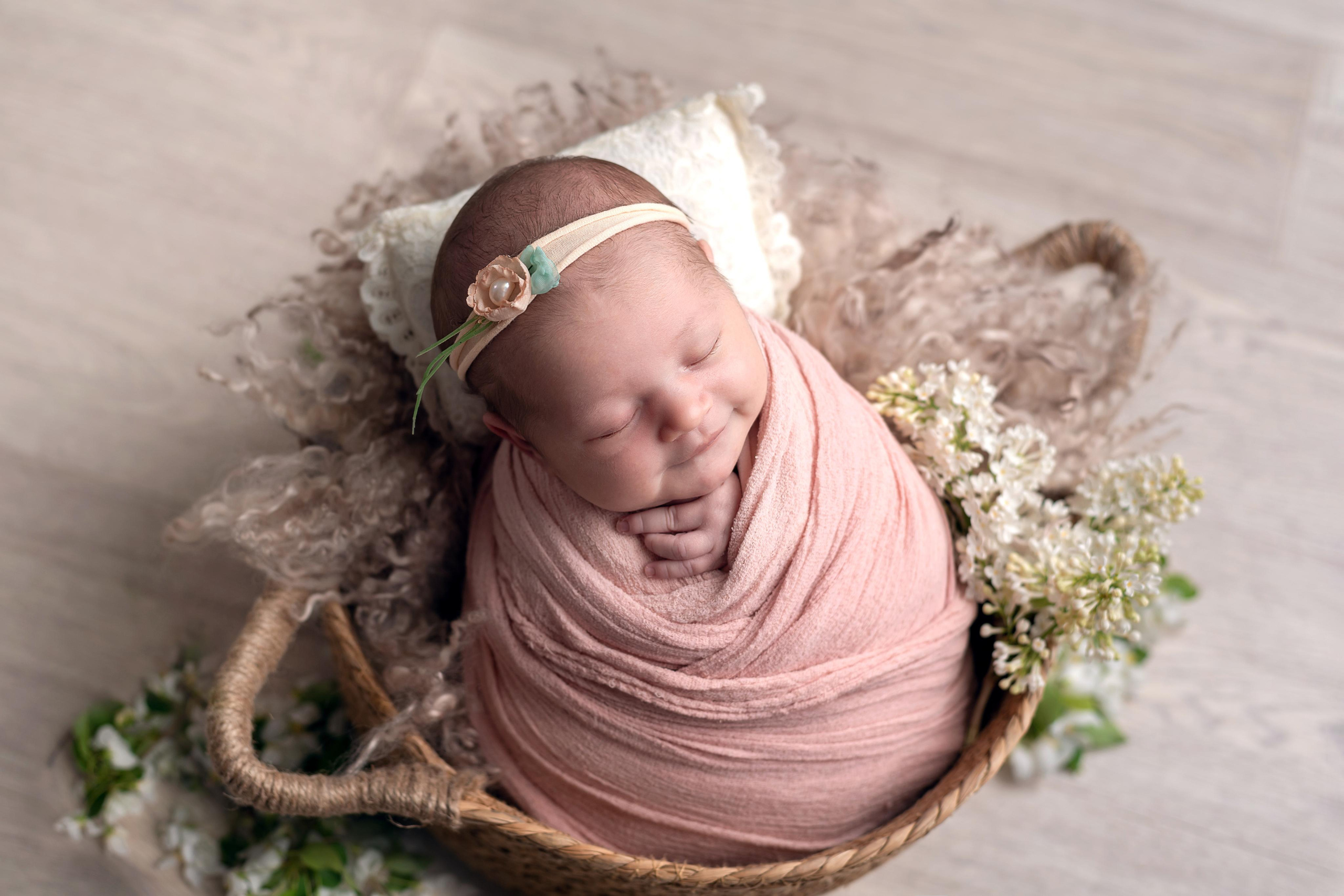 Фотограф новорожденных в городе Екатеринбург, Дегтярск, Ревда newborn. Фотограф новорожденных в Екатеринбурге Анастасия Карманова