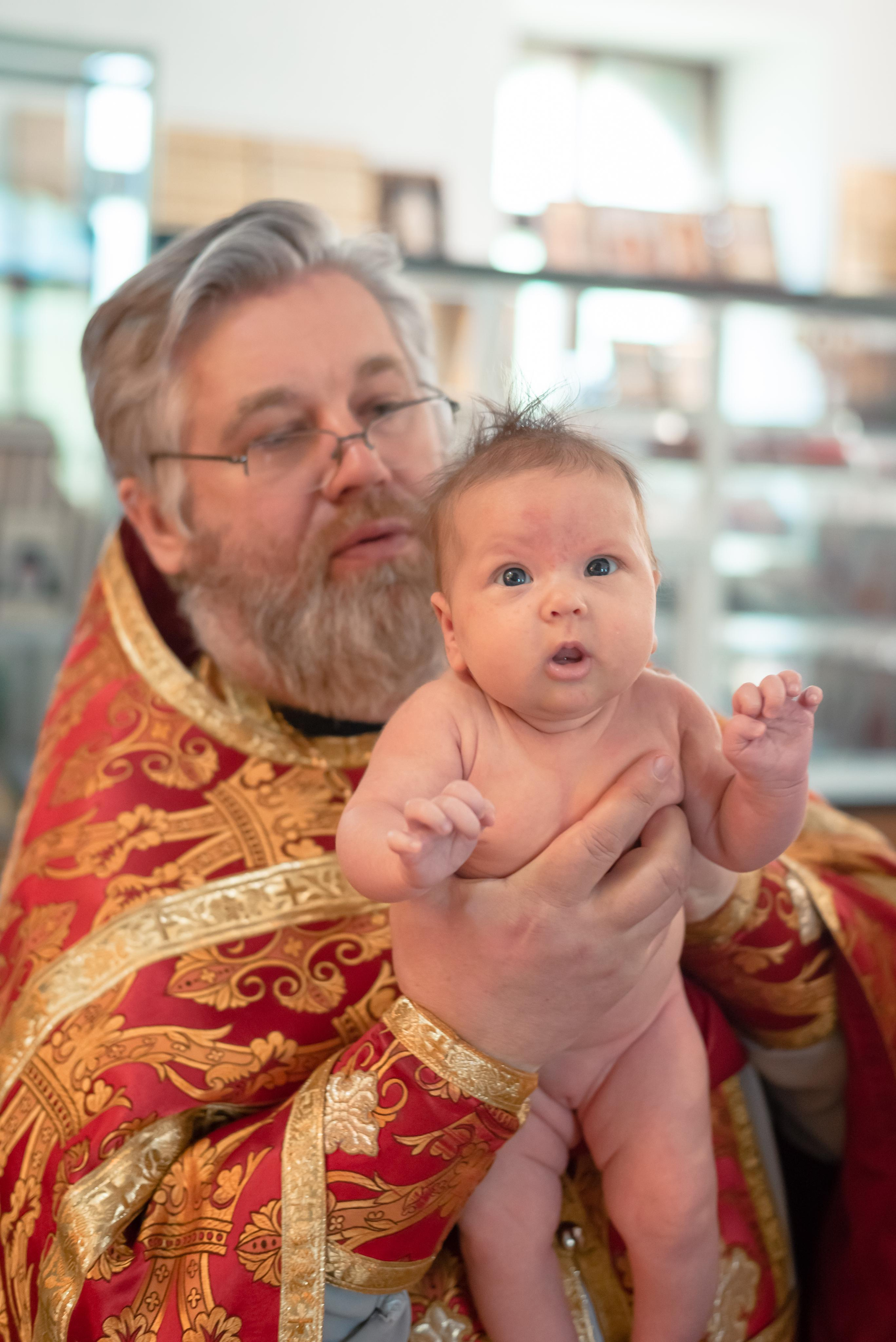 Фотосессия таинство крещения Екатеринбург и Свердловская область. Фотограф новорожденных в Екатеринбурге Анастасия Карманова