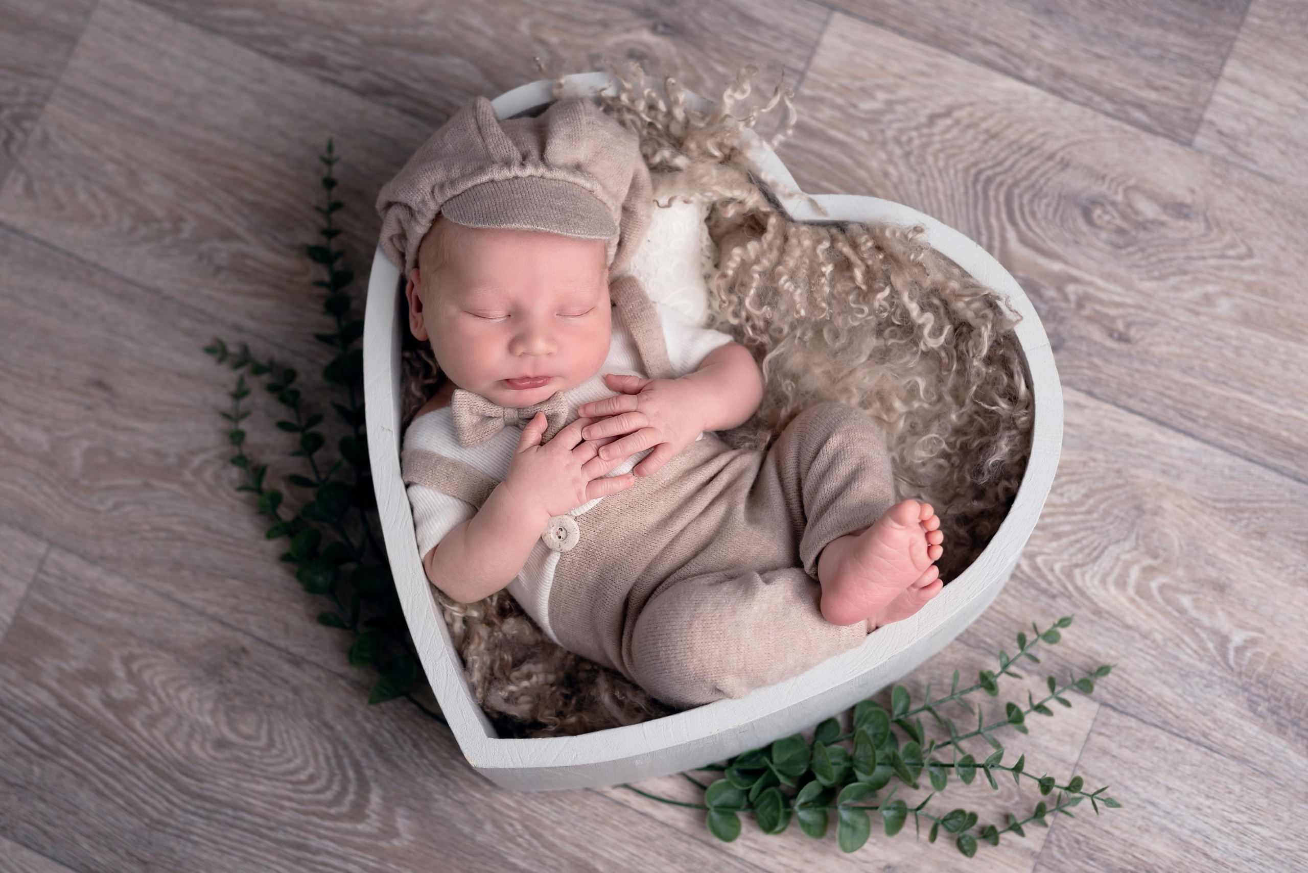 Фотограф новорожденных в городе Екатеринбург, Дегтярск, Ревда newborn. Фотограф новорожденных в Екатеринбурге Анастасия Карманова