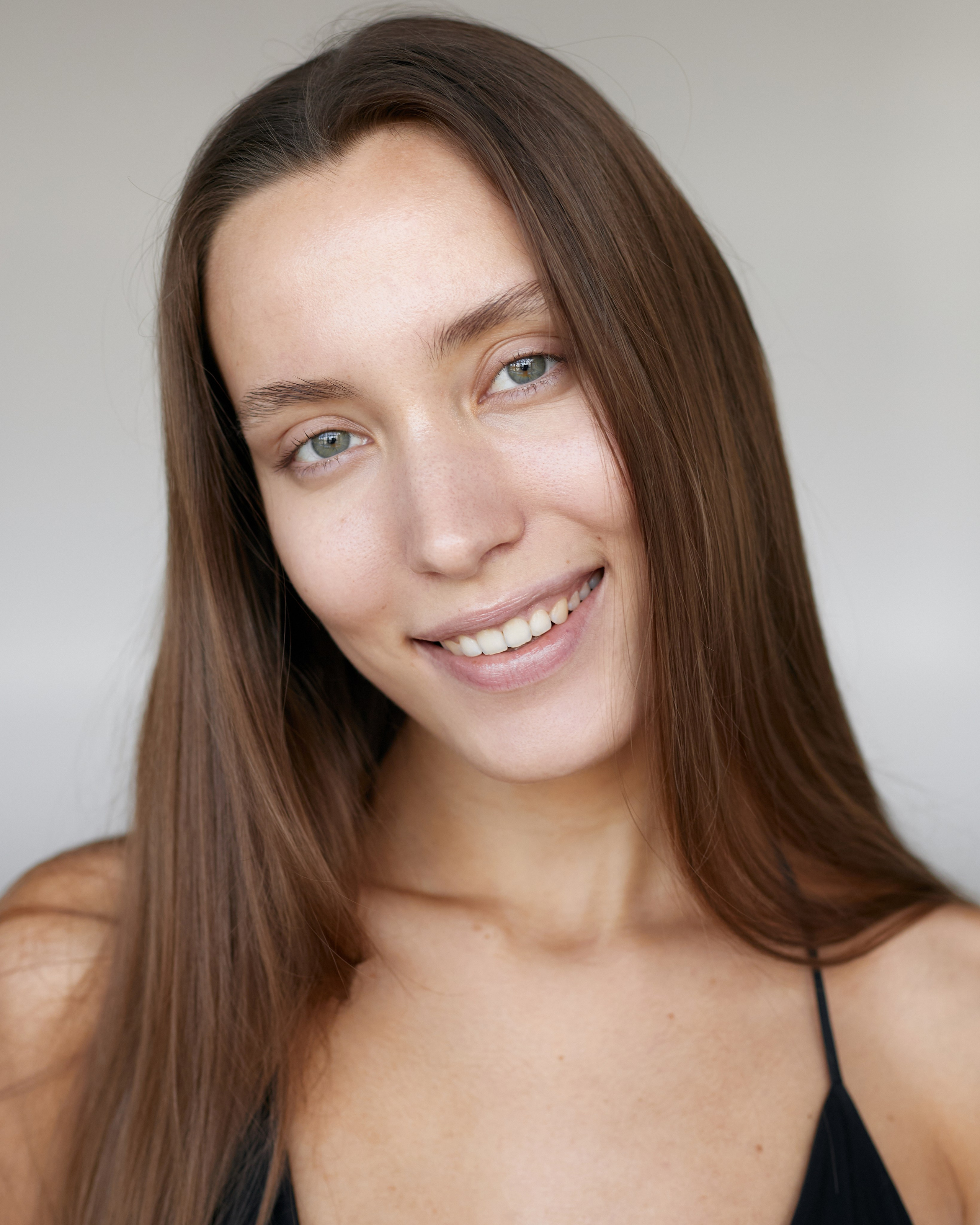 Snapshots (polaroids) — pret-a-porter Model Agency. Юрина Полина, фотограф из Екатеринбурга