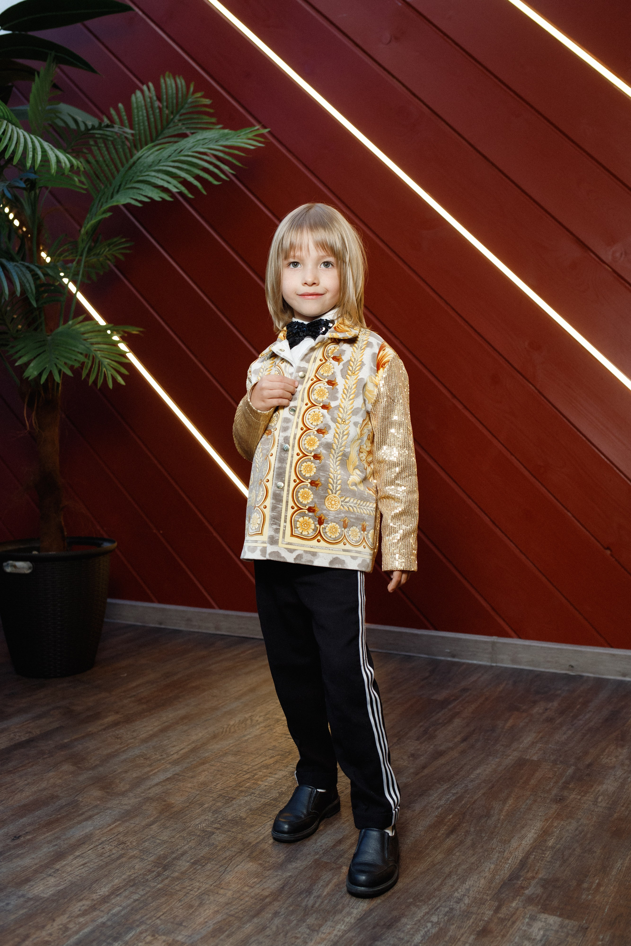 QUEEN KHV [12 ЛЕТ]. СВОИ. ФОТООТЧЕТЫ-СОБЫТИЯ-МЕСТА