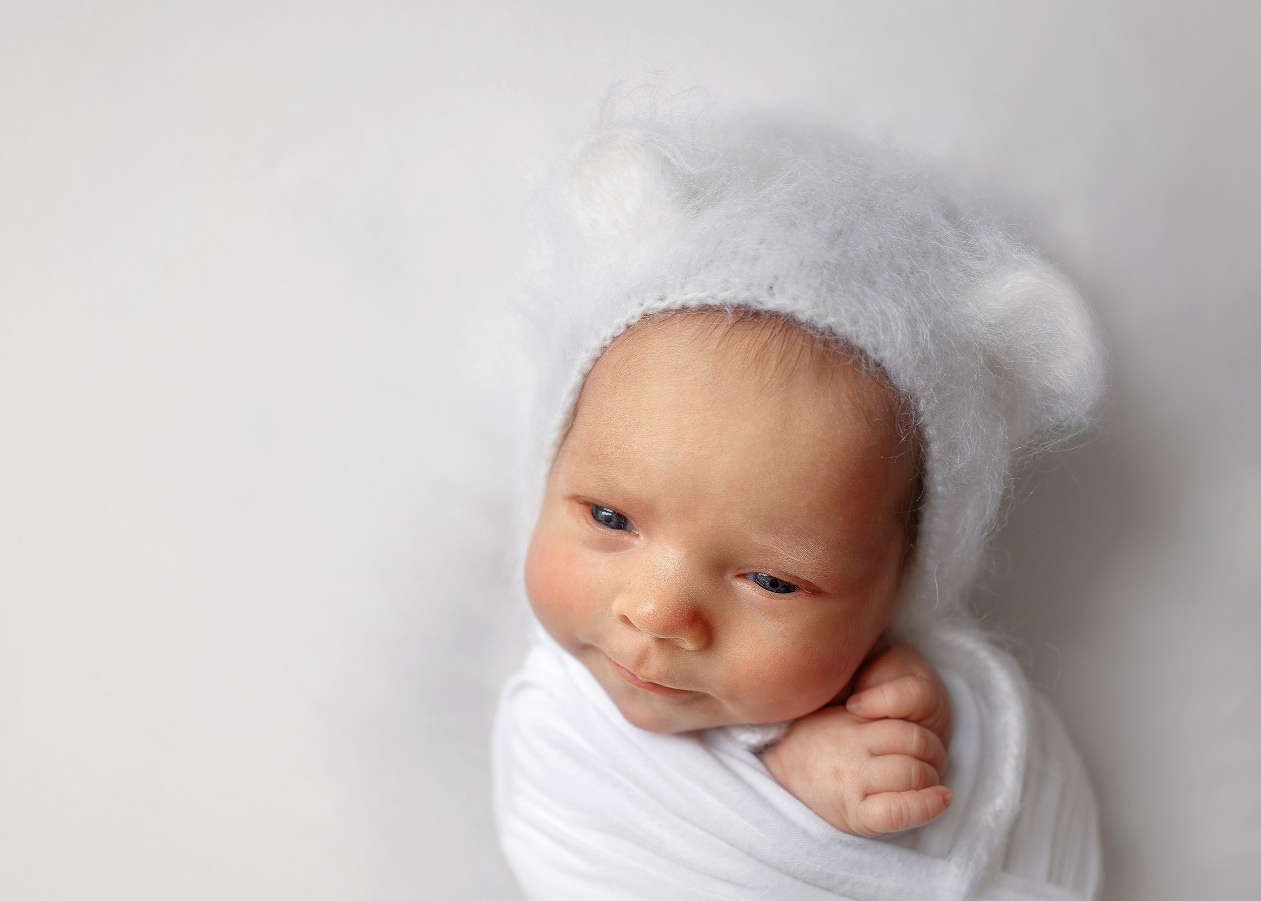 «Экспресс» + семейные кадры + доп. ретушь (13 дней). Фотограф новорожденных в Ялте