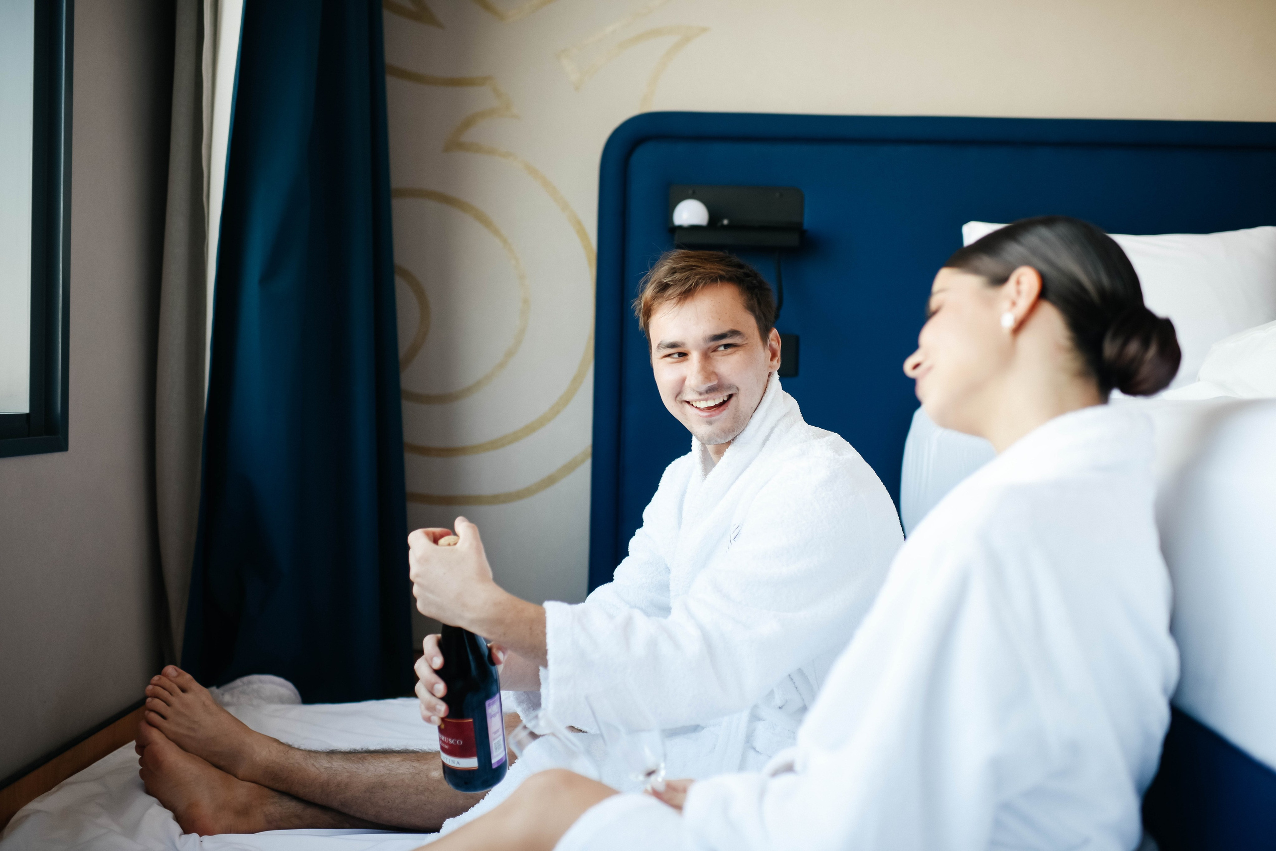 Камила и Булат. Главная