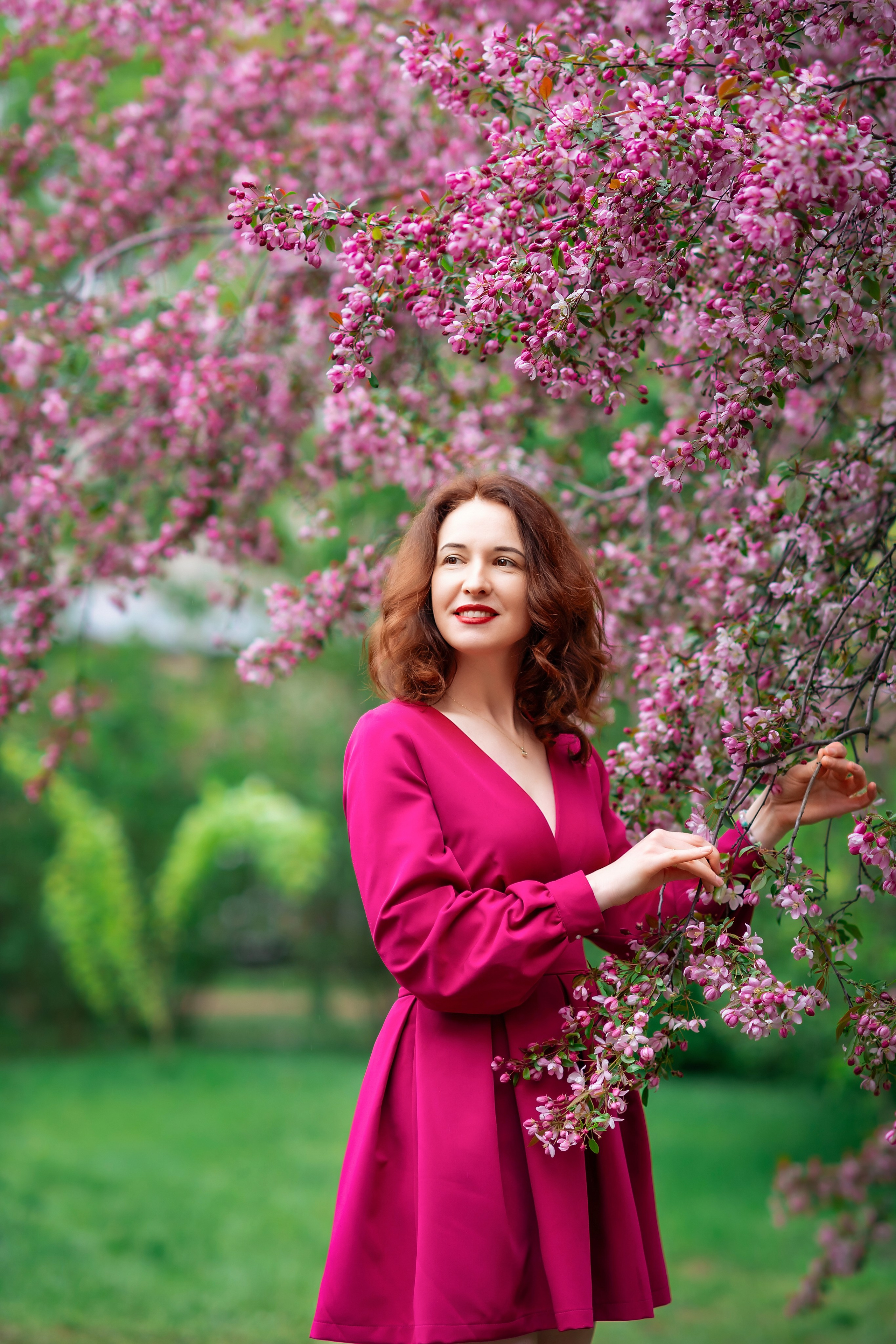 Цветение розовых яблонь. Детский и семейный фотограф г. Москва Оксана Катаджи